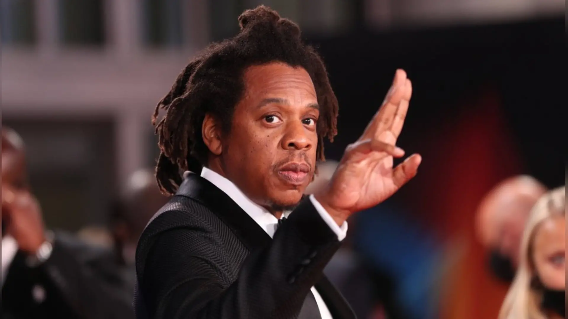 Nach schweren Anschuldigungen gegen Jay-Z hat eine Frau ihre Vorwürfe nun vollständig zurückgenommen. I