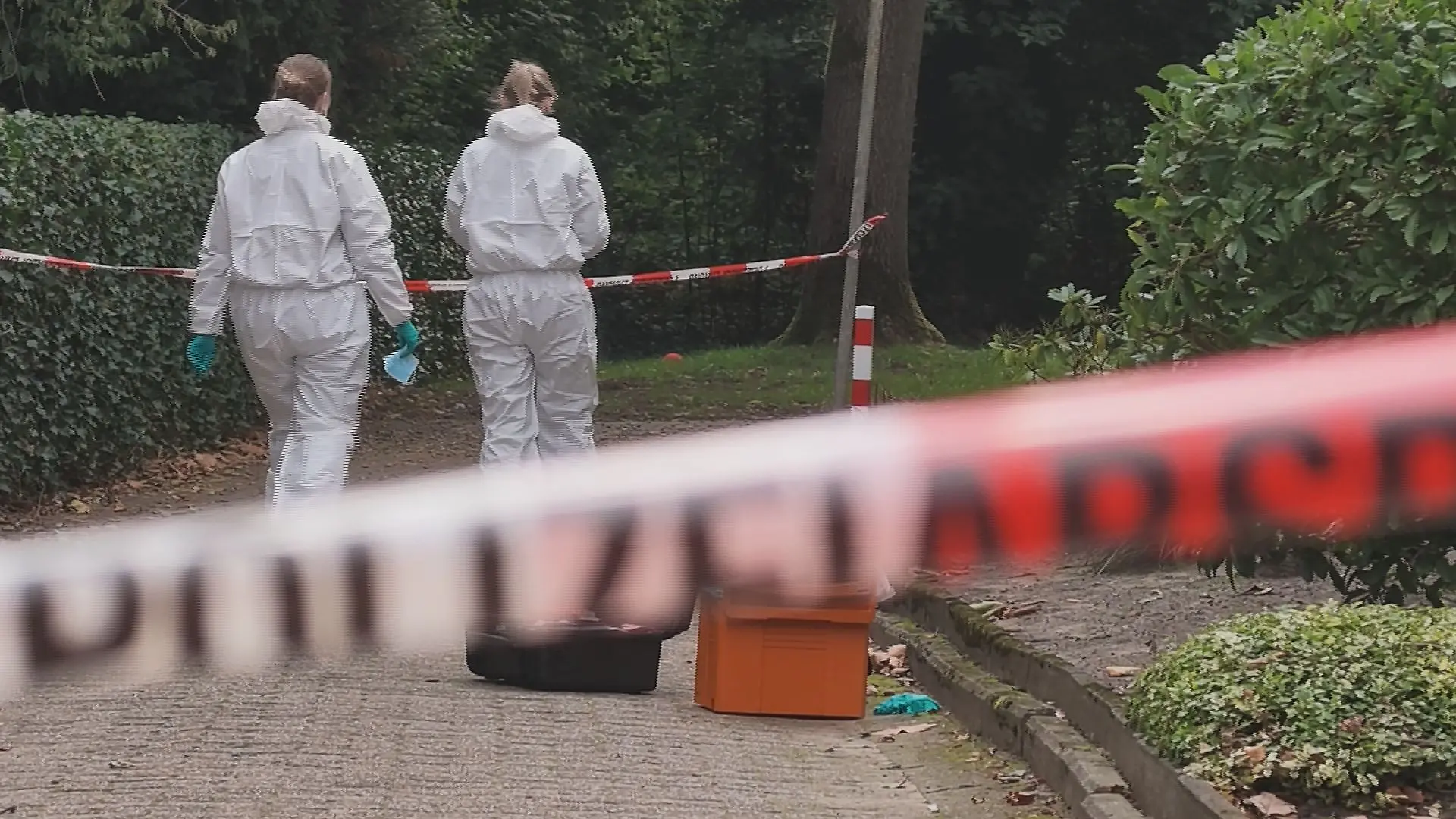 Mann (25) stirbt an Schnittverletzungen, 13-Jähriger schwer verletzt Blutige Nacht in Delmenhorst