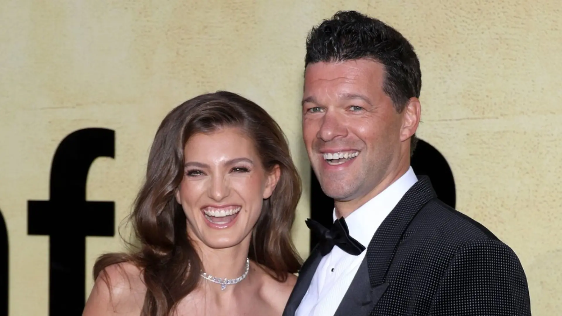 Sophia Schneiderhan und Michael Ballack sind seit 2022 offiziell zusammen.