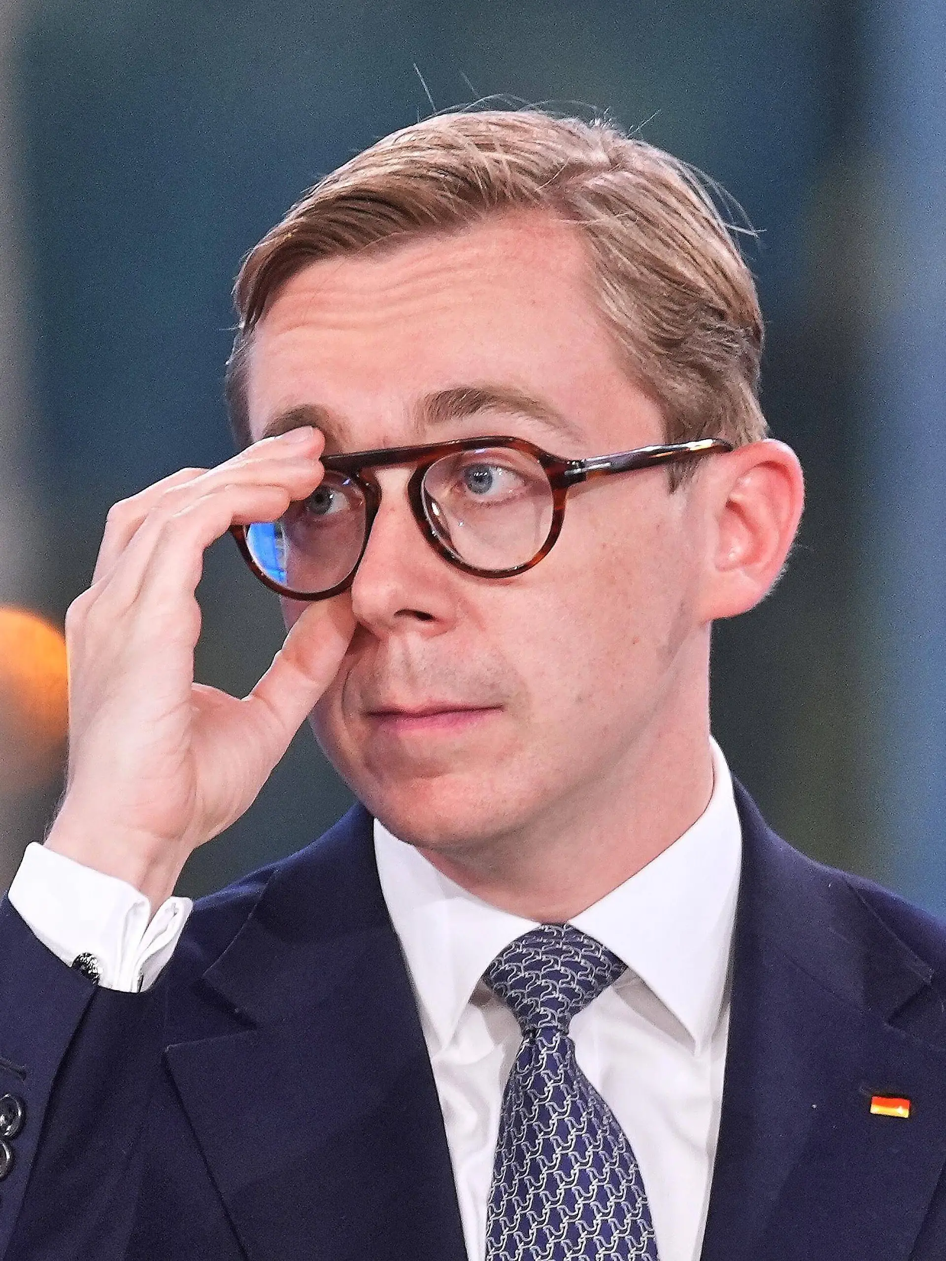 Bild zu: "CDU-Politiker Philipp Amthor sorgt mit Strandkorb im Kanzleramt für Empörung"