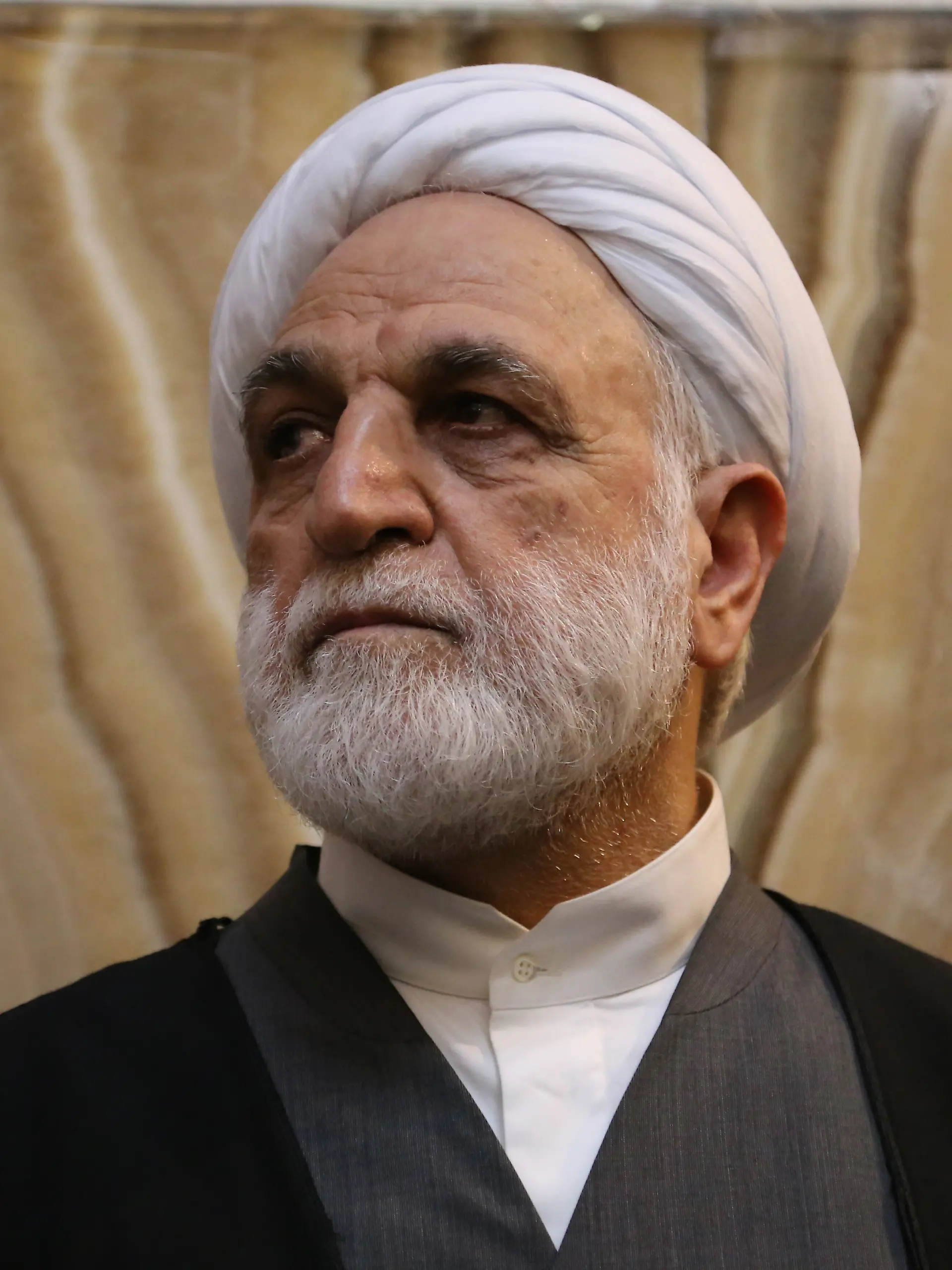 Der iranische Justizchef Gholam-Hussein Mohseni-Edschehi nimmt an einer Feier auf dem Palästina-Platz in Teheran teil. Irans Justizchef hat abermals Frauen bei Verstößen gegen die Kopftuchpflicht mit Maßnahmen gedroht. (zu dpa: «Irans Justizchef droht Frauen ohne Kopftuch») +++ dpa-Bildfunk +++