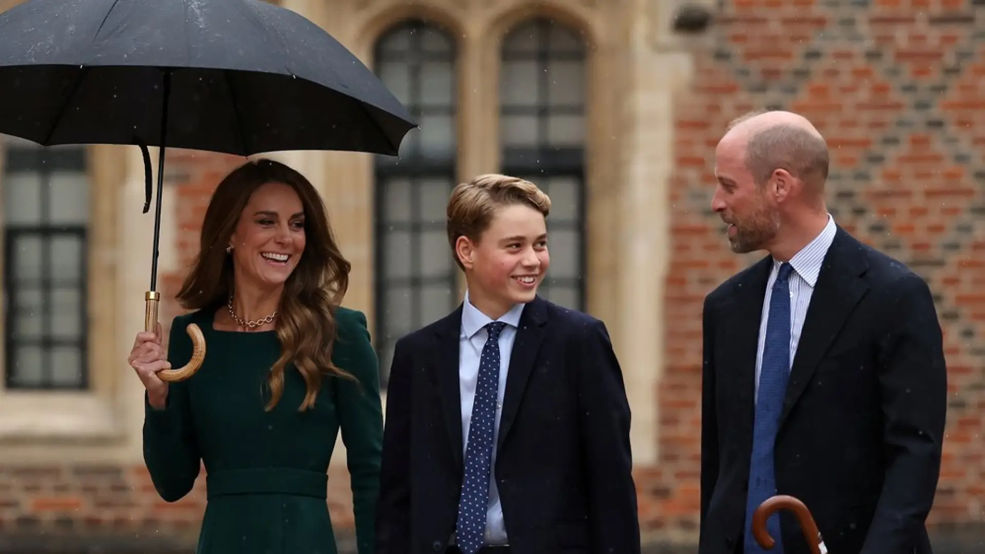 Prinzessin Kate und Prinz William begleiteten ihren Ältesten am 8. September zu seinem ersten Schultag in Eton.