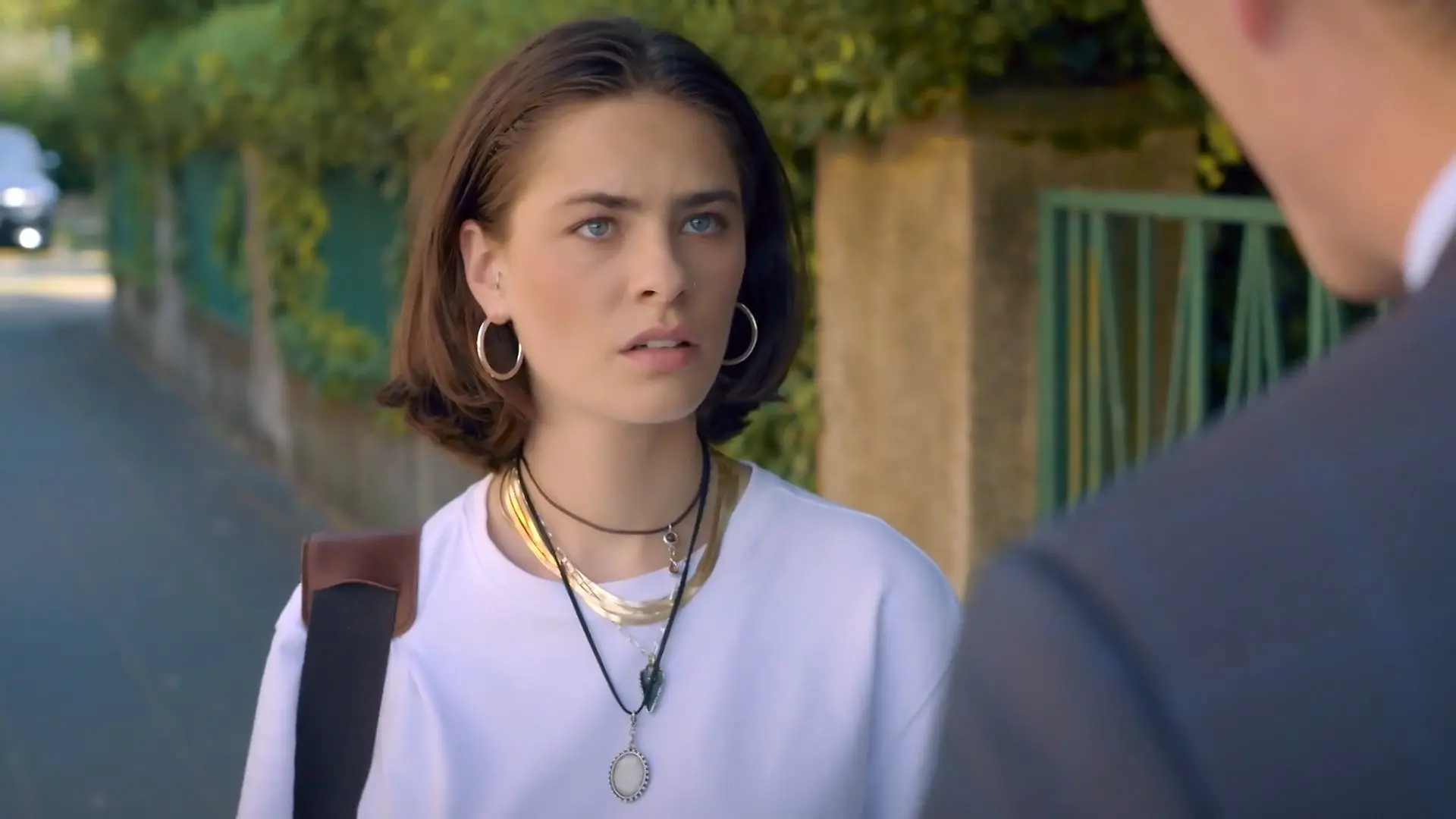 Ringo öffnet Larissa die Augen „Unter uns“-Folge vom 30. September auf RTL+
