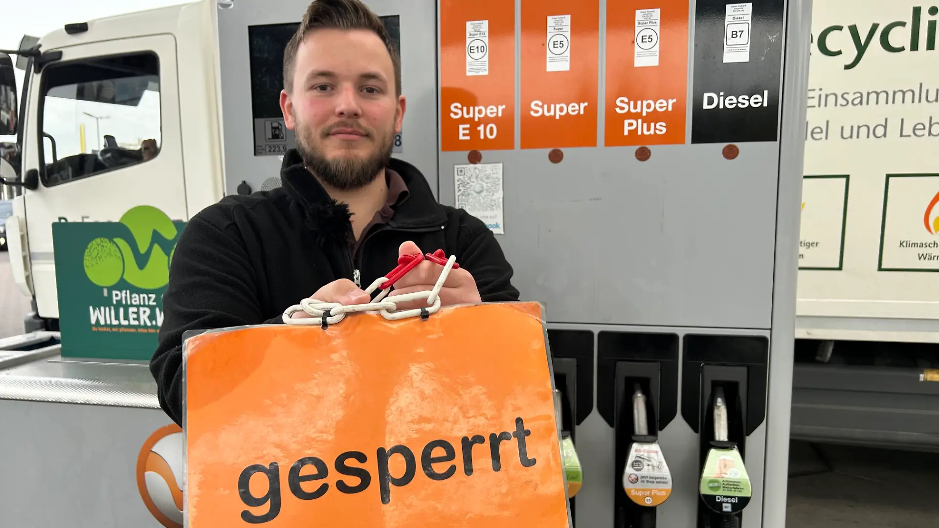 Stellvertretender Tankstellen-Betreiber Lennard Dierk