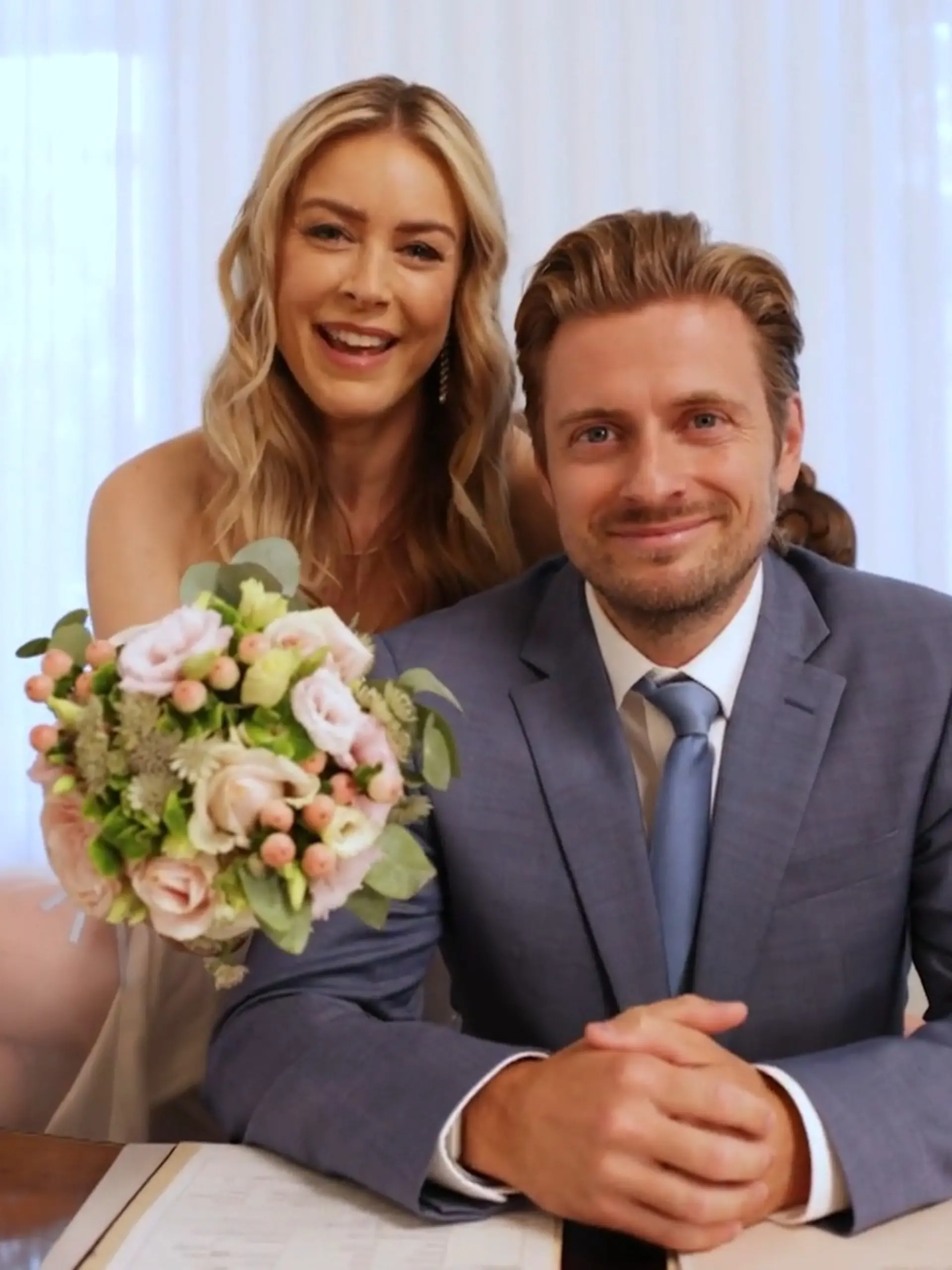 Bild zu: "Happy End für Philip und Jessica"