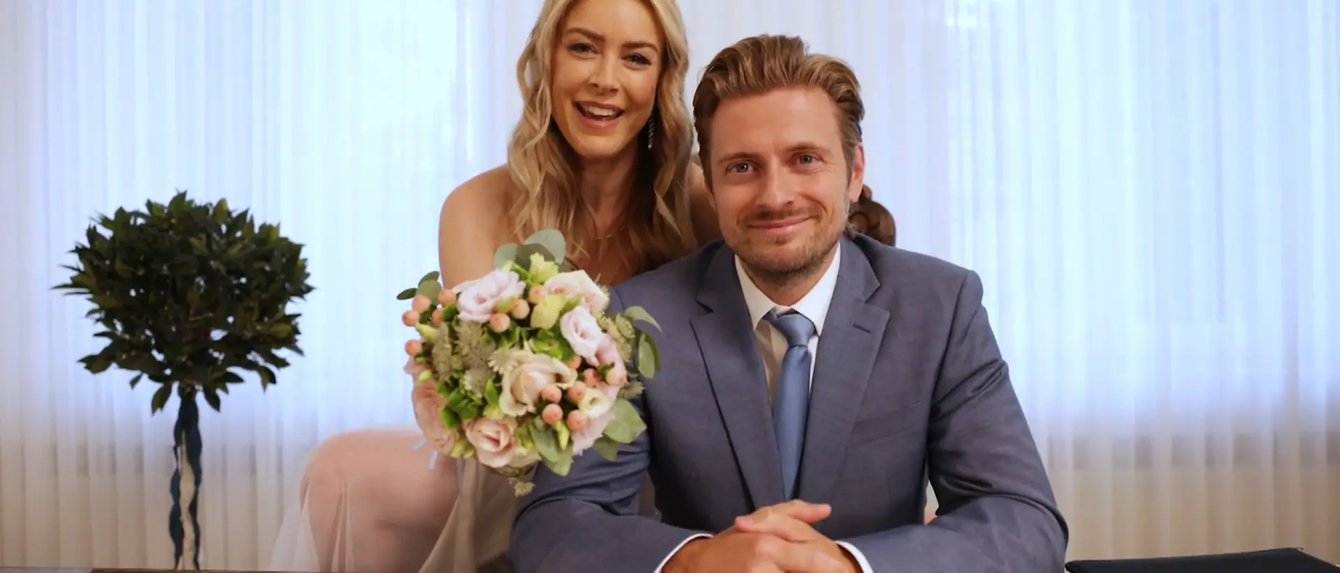 Bild zu: "Happy End für Philip und Jessica"