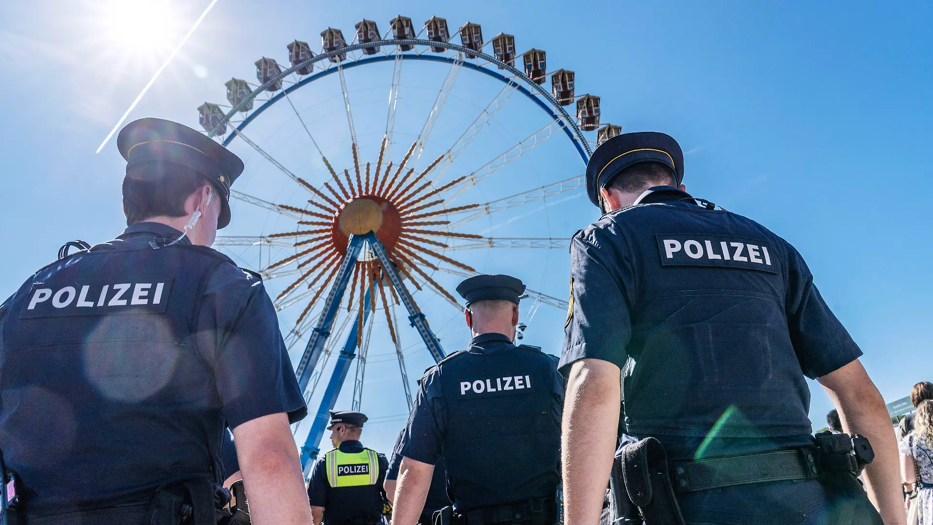 Der Heimweg von der Wiesn wird für die Familie zum Albtraum. (Symbolbild)