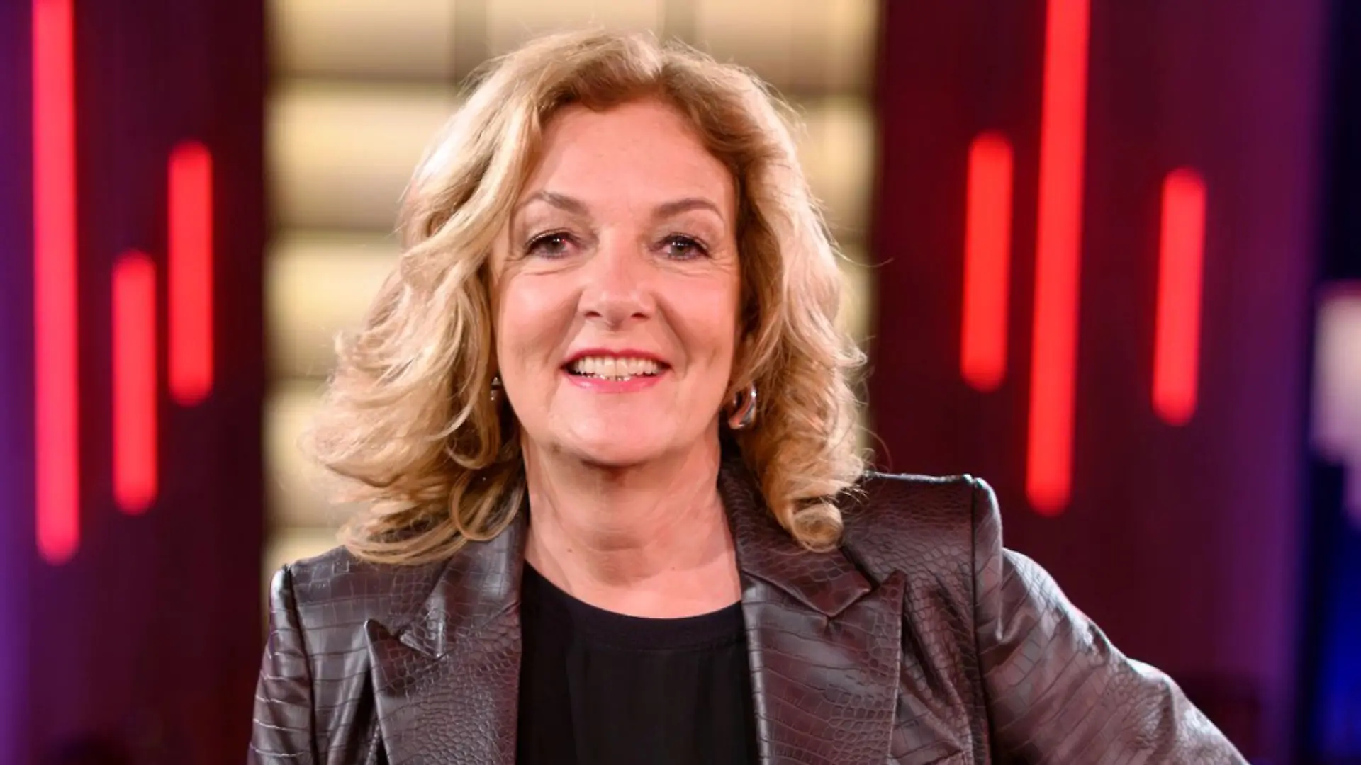 Bettina Tietjen warnt ihre Fans vor Fake-Videos.