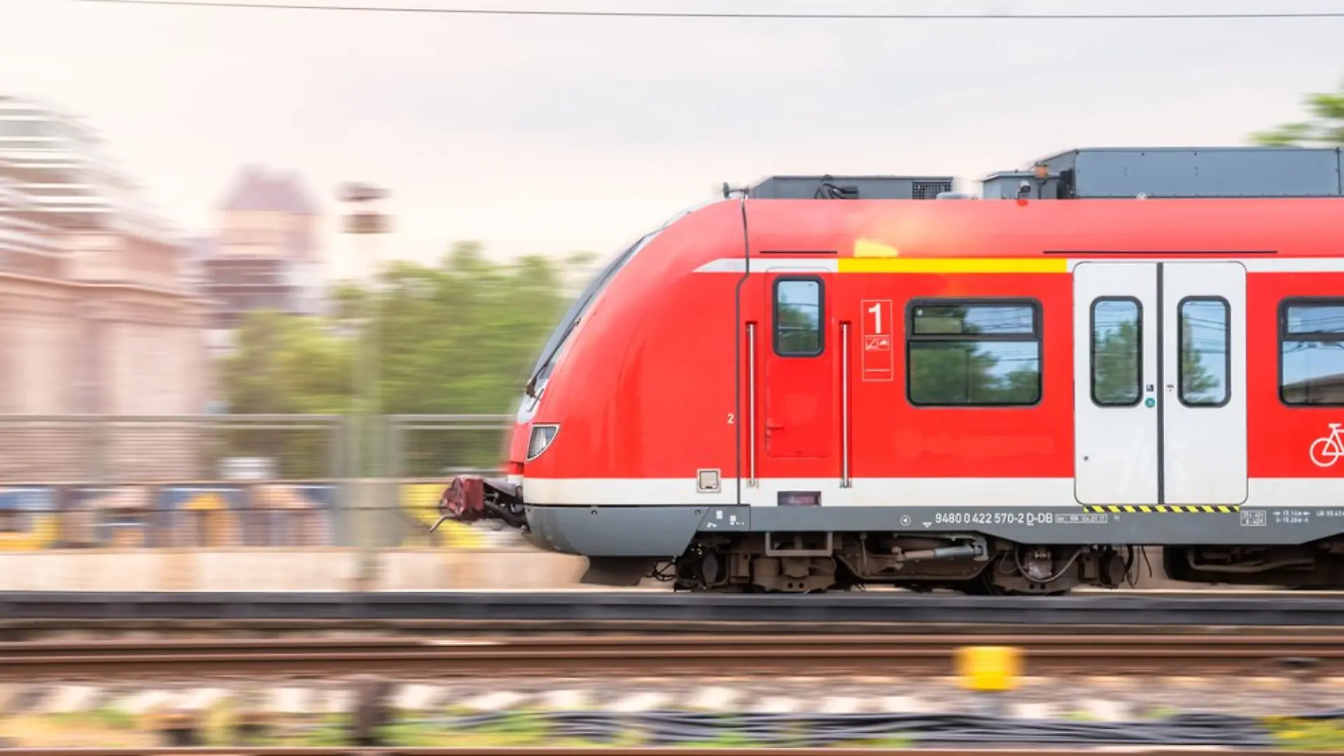 Wer mit dem Deutschlandticket reist, bezahlt ab dem kommenden Januar mehr.