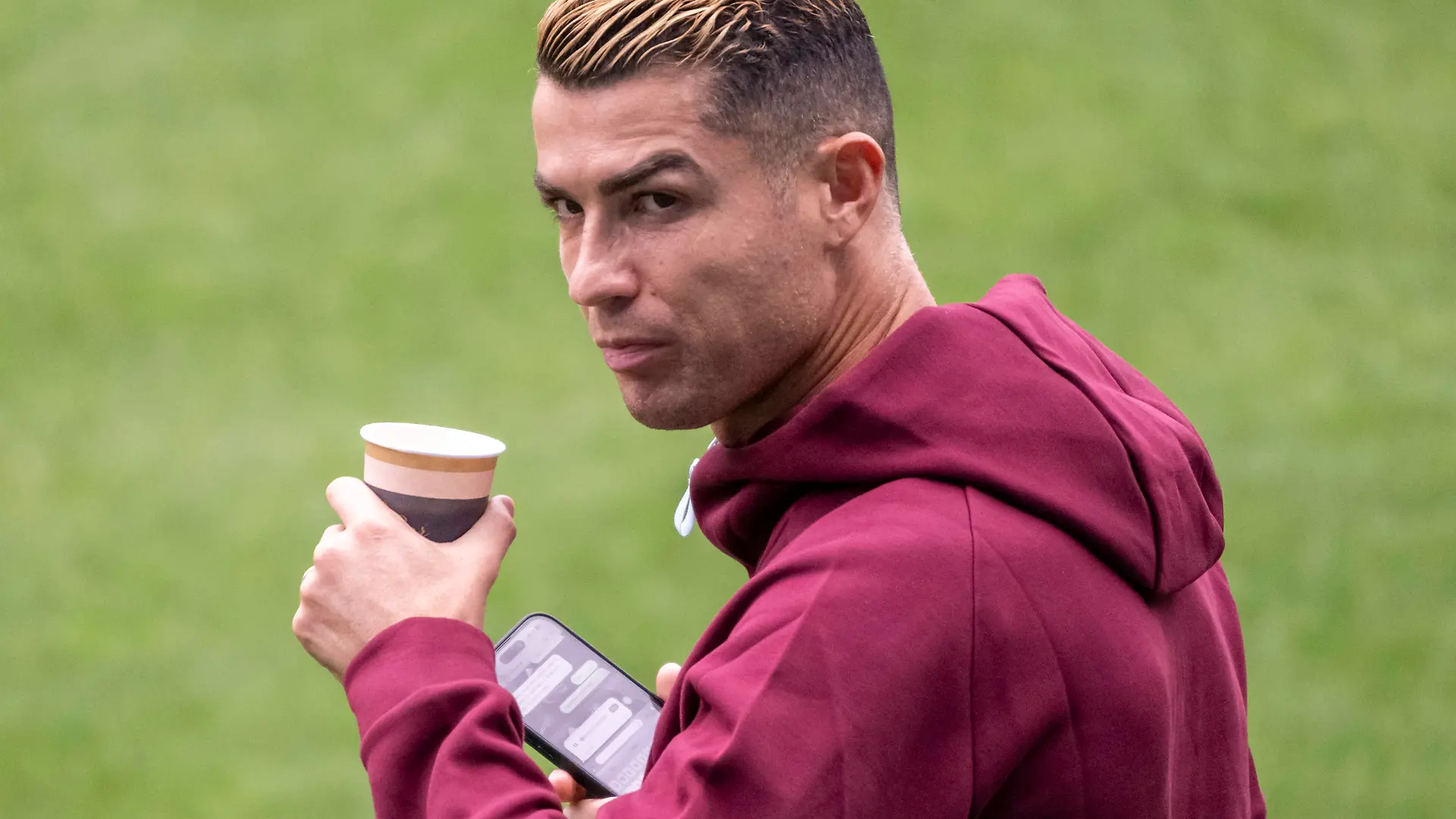 MALMÖ 2026-09-29 Portuguese national soccer player Cristiano Ronaldo seen during Portugal s team training session at Eleda Stadium in Malmo, Sweden on Sept. 29, 2026. Portugal will face Denmark in a Nations League match in Copenhagen on Thursday, but the team is based in Malmo. MALMÖ SWEDEN x50090x *** MALMÖ, Sept. 29, 2026  Portuguese national soccer player Cristiano Ronaldo is seen during Portugals team training session at Eleda Stadium in Malmö, Sweden, on Sept. 29, 2026. Portugal will face Denmark in a Nations League match in Copenhagen on Thursday, but the team is based in Malmö, Sweden. MALMÖ, SWEDEN x50090x PUBLICATIONxNOTxINxDENxNORxSWExFIN Copyright: xJohanxNilssonx/xTTx SWEDEN SOCCER PORTUGAL NATIONAL TEAM