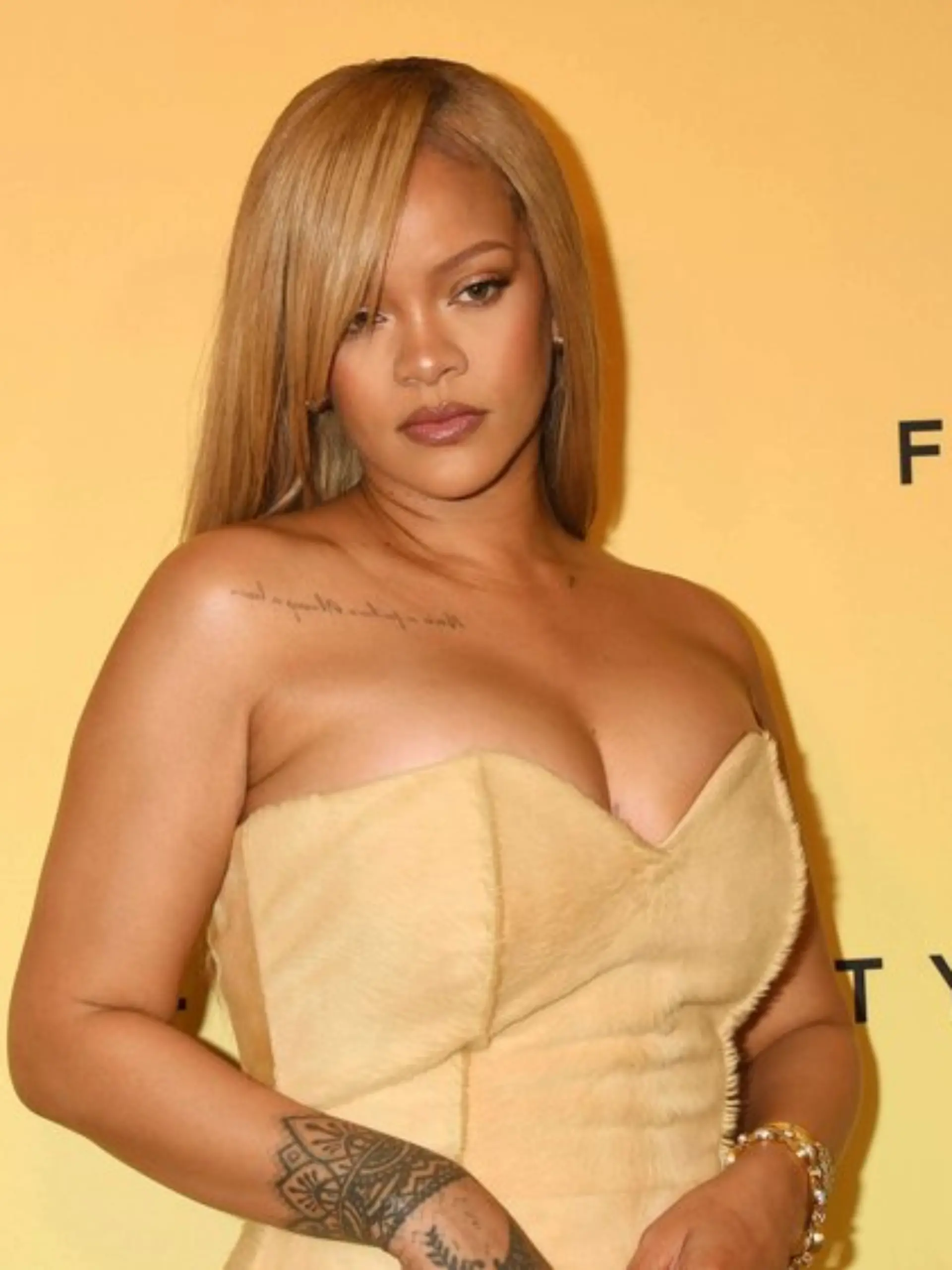 Rihanna: Im März wurde auf ihr Haus geschossen.