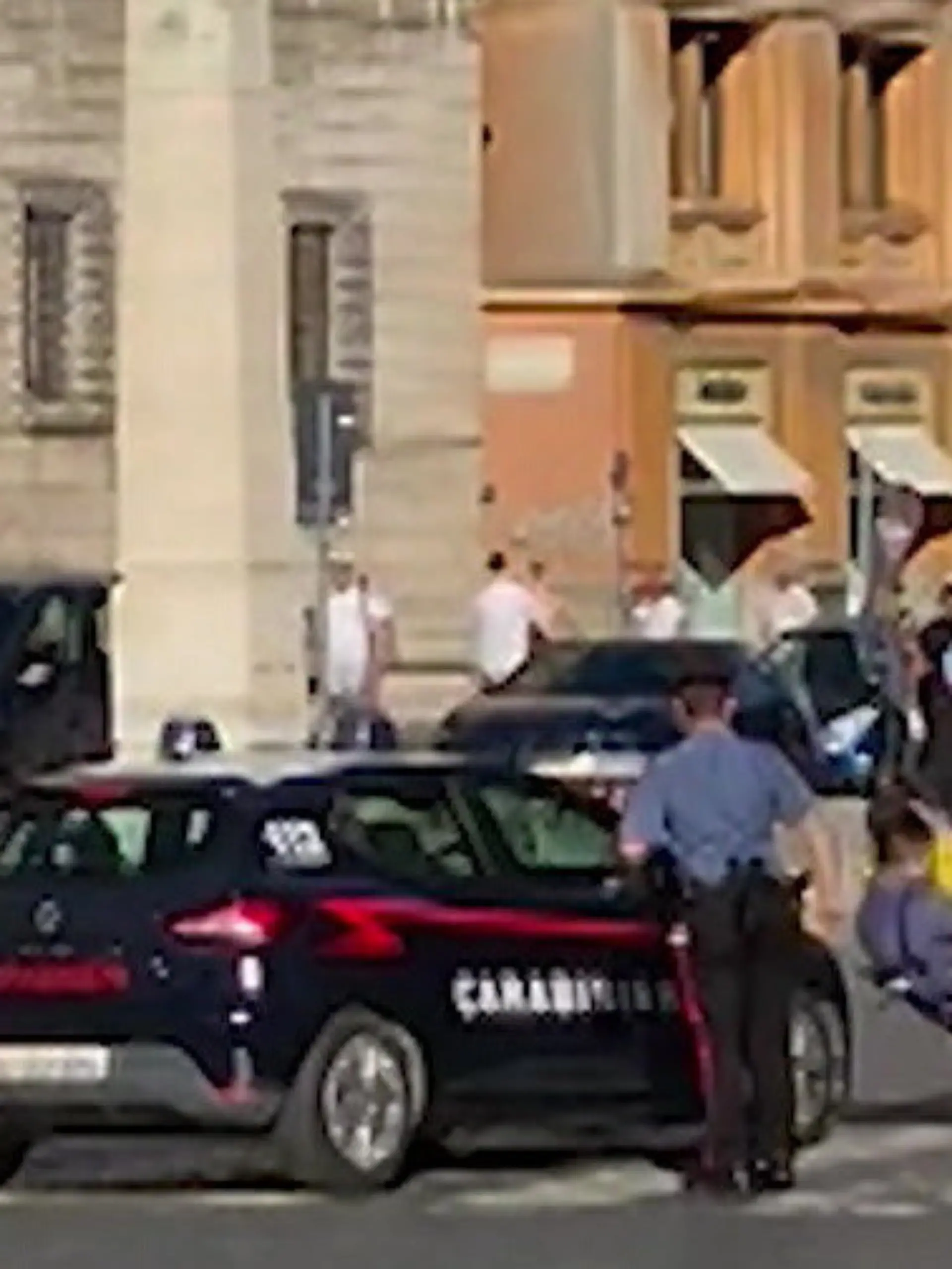 Bild zu: "Das ist doch einer von euch! Polizist fährt eigenen Kollegen über den Haufen"