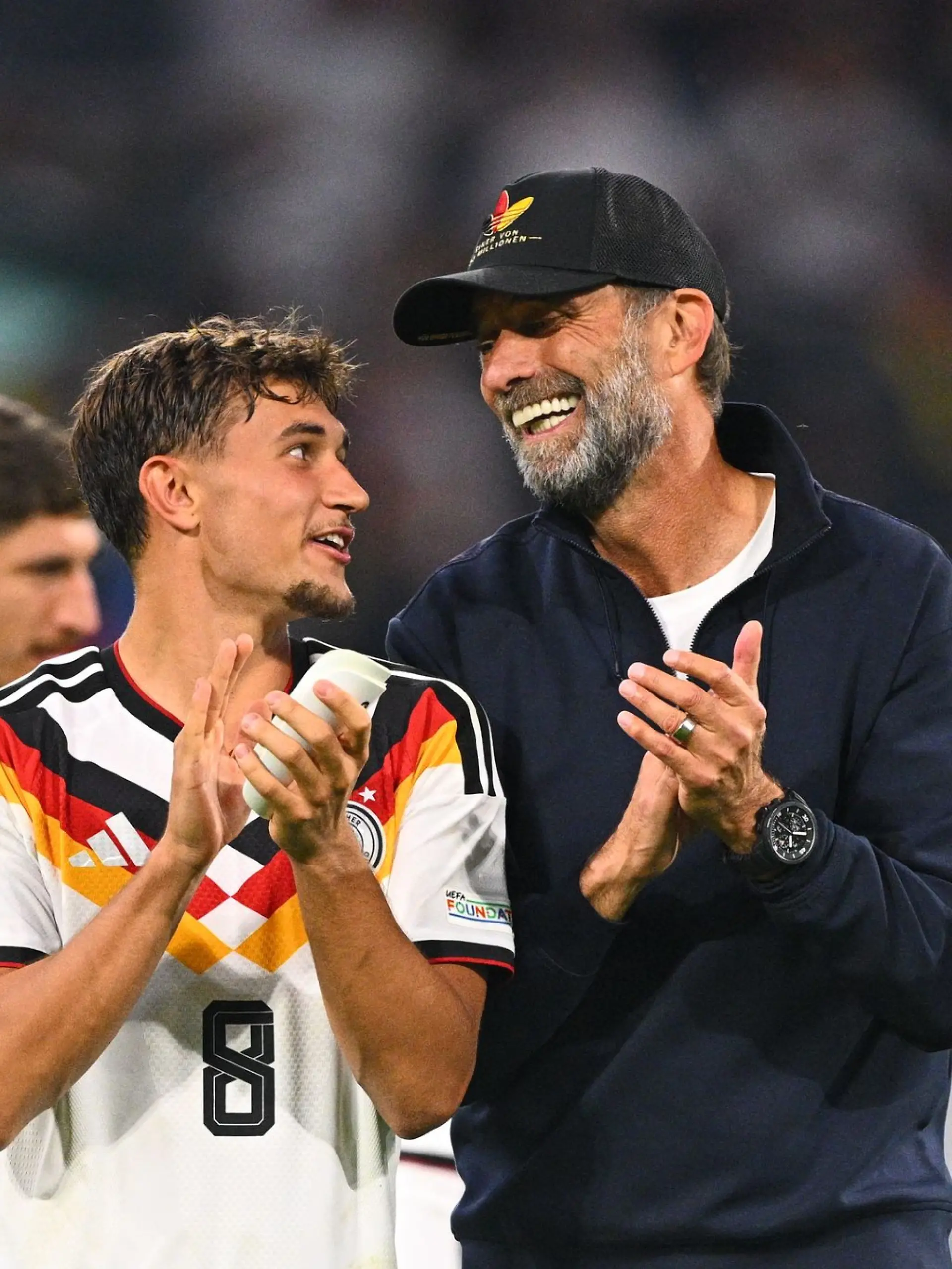 Bild zu: "„Klopp atmet auf“: Pressestimmen zum DFB-Sieg gegen Serbien"