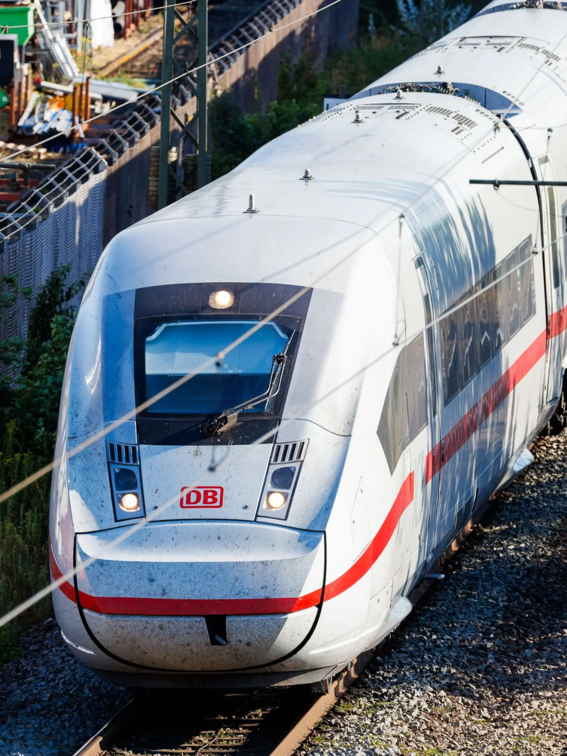 Bild zu: "Neuer Bahnfahrplan ab 13. Dezember – ab Mittwoch könnt ihr Tickets buchen!"