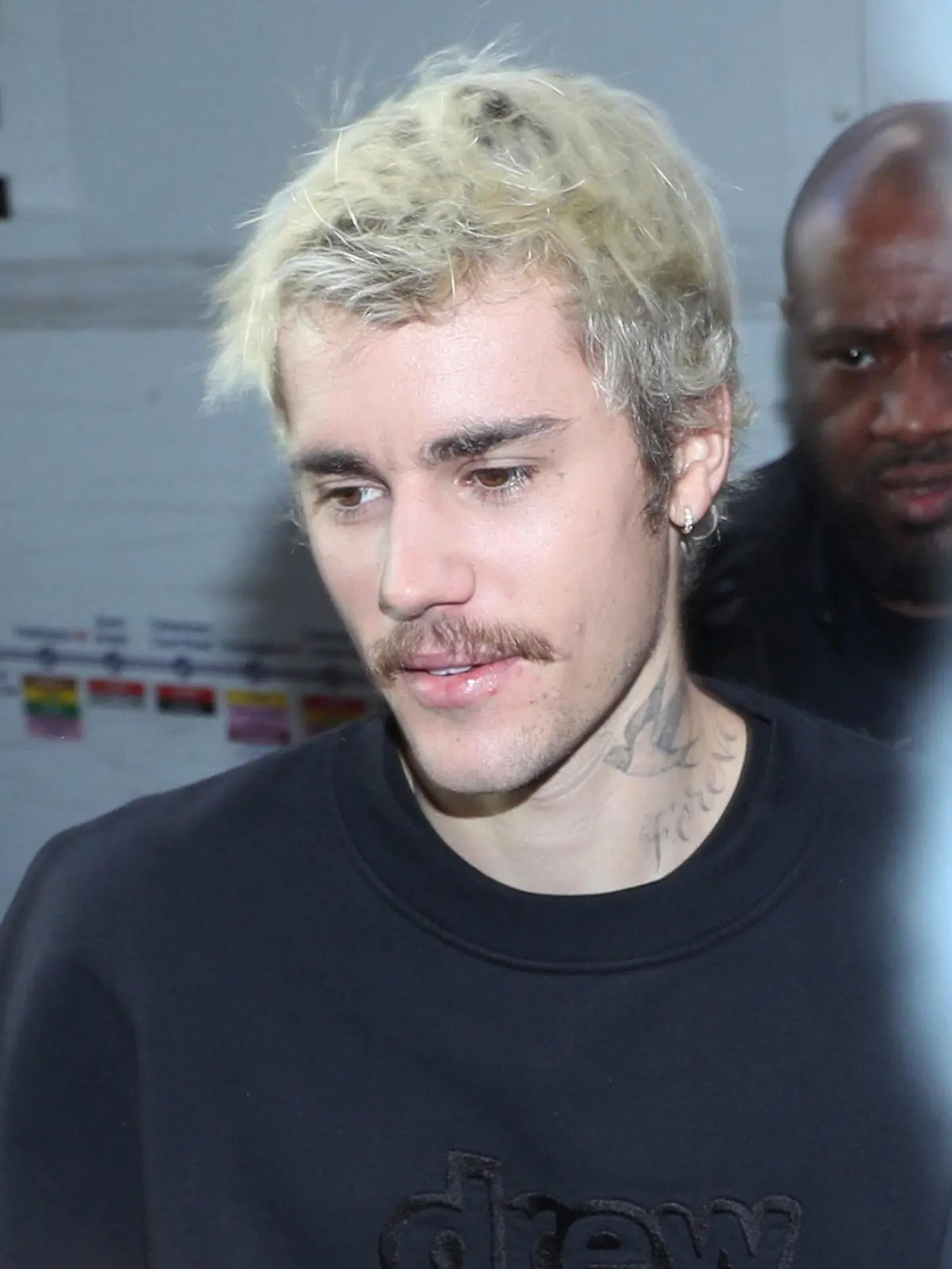 ARCHIV - 11.02.2020, Großbritannien, London: Justin Bieber, kanadischer Sänger und Popstar, kommt im Nachtclub "Tape" zur Vorstellung seines Albums «Changes» an. (Zu dpa "Bieber enttäuscht über Grammy-Nominierung: «Changes» ist doch R&B") Foto: Yui Mok/PA Wire/dpa +++ dpa-Bildfunk +++