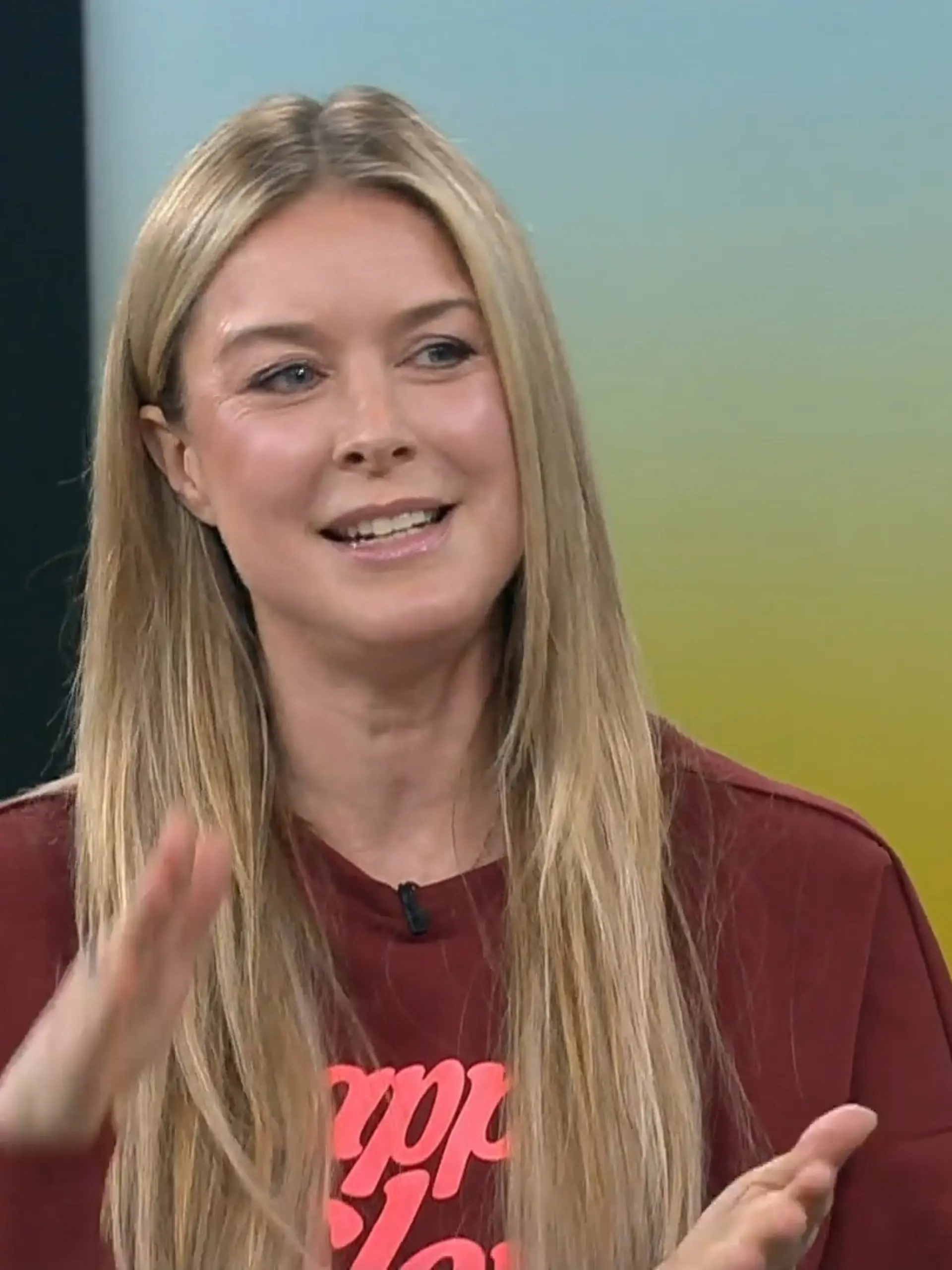 Bild zu: "Überraschung für GZSZ-Star Nina Ensmann"