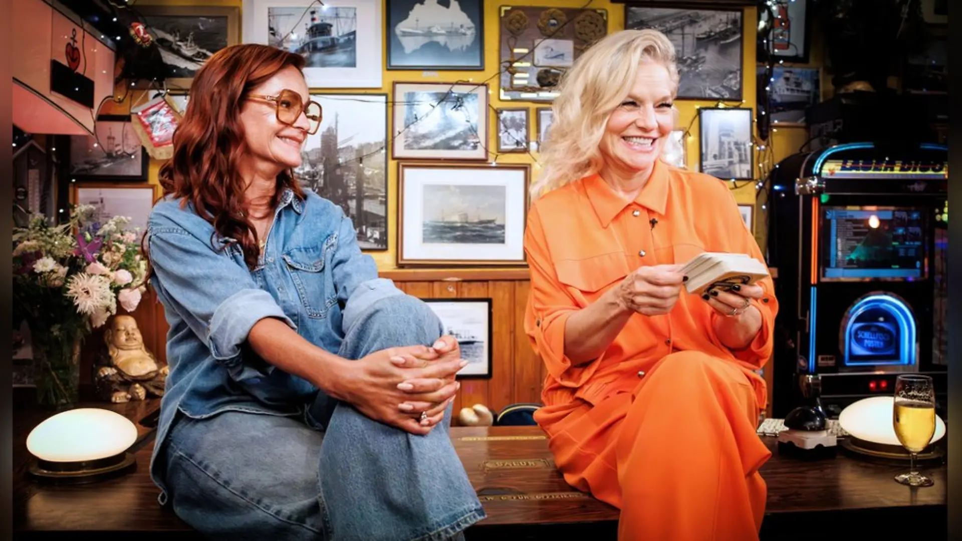 Andrea Berg (l.) plauderte bei "Inas Nacht" aus dem Nähkästchen.