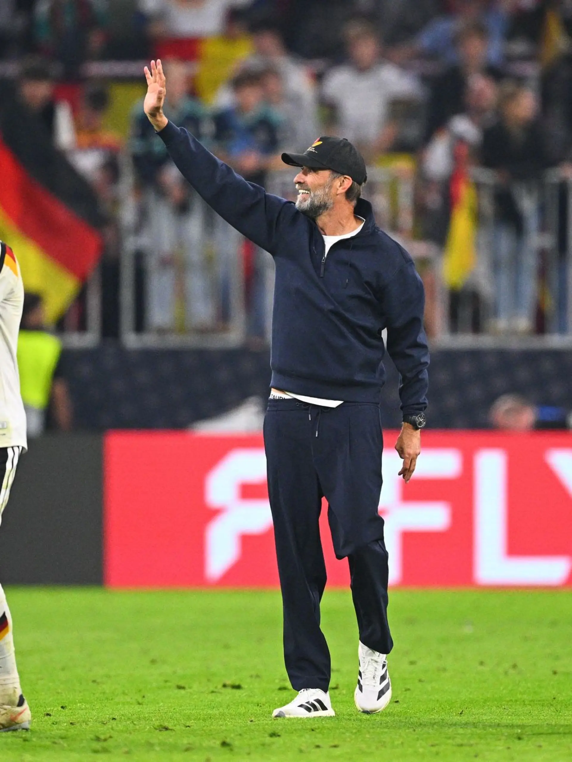 Bild zu: "Stadionsprecher und RTL-Moderator Daniel Fischer beschreibt einzigartigen Klopp-Moment!"