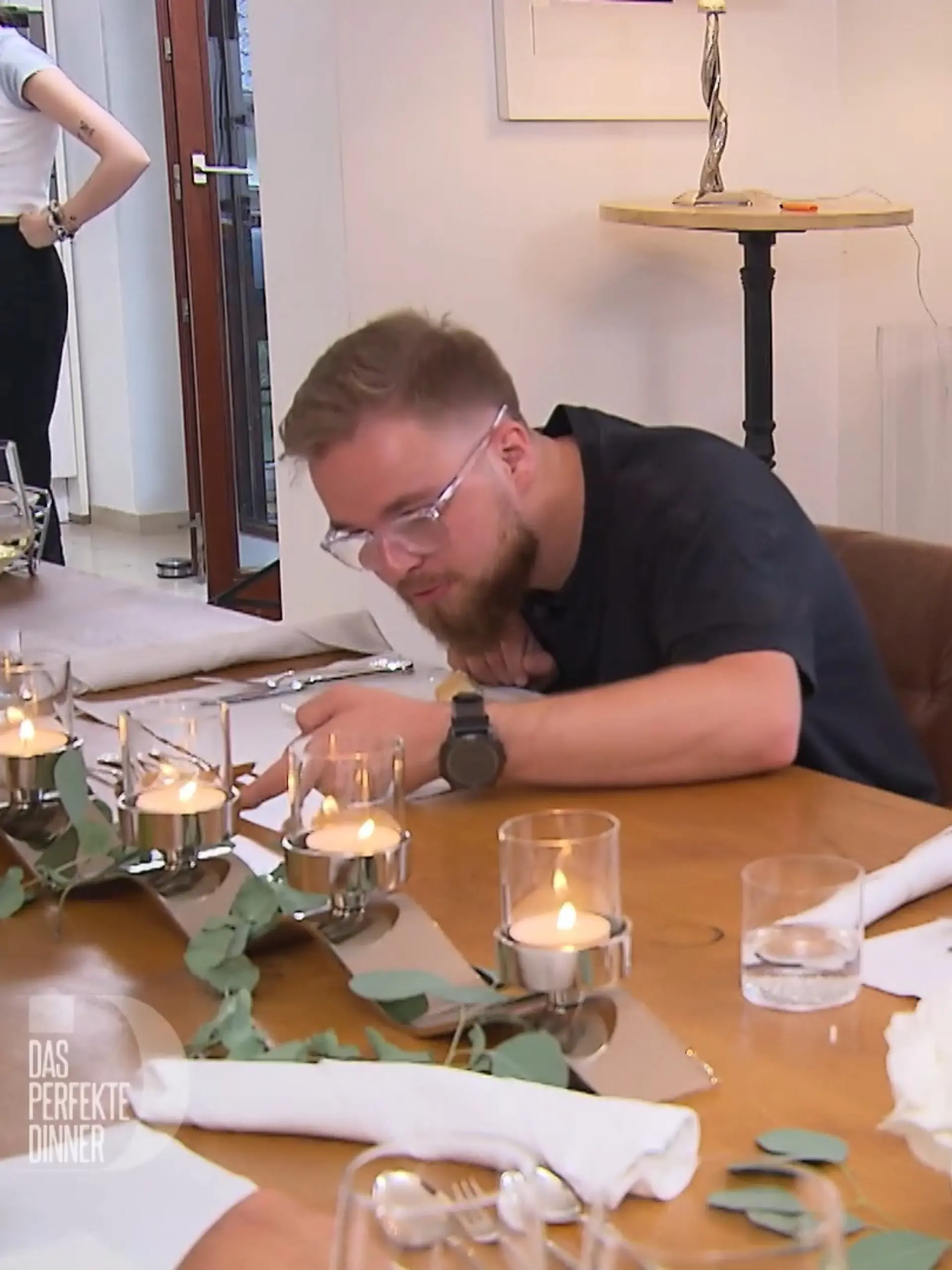 Bild zu: "Bei Lydia krabbelt plötzlich etwas über die Tischdeko"
