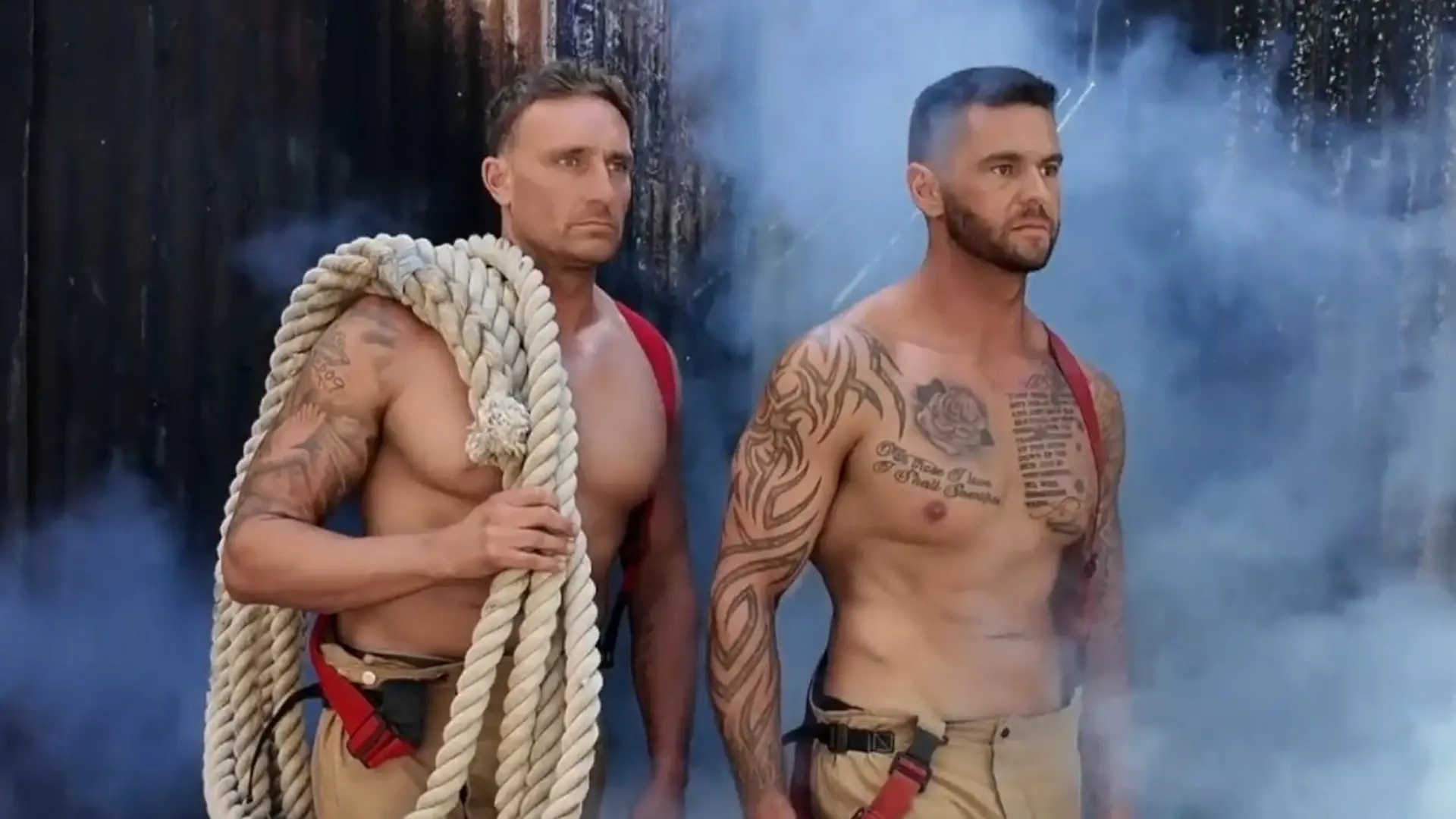 Heiße Grüße aus Down Under! Bei diesen Sixpacks kommt die Feuerwehr Dieser Brand ist nicht zu löschen