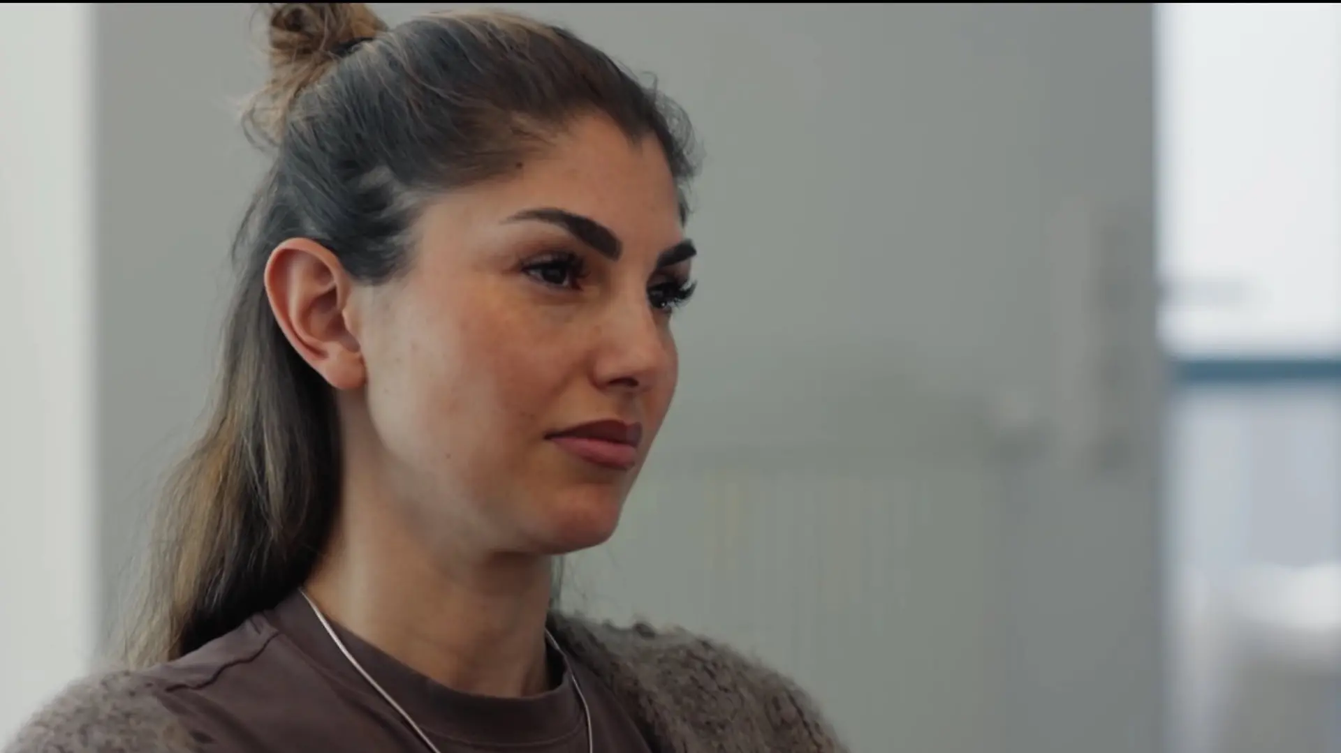 Yeliz Koc blickt mit ihrer Familie auf ihre schwere Jugend ohne Vater zurück.