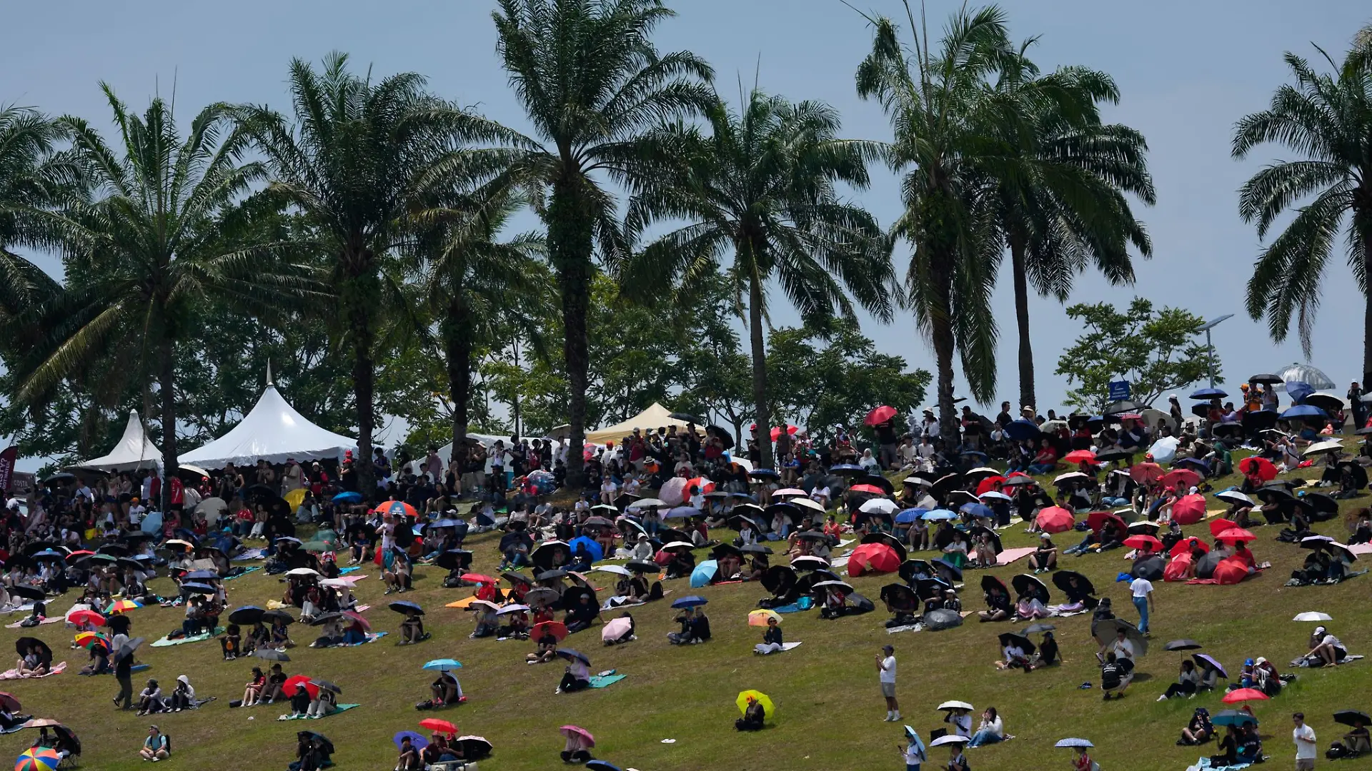 Die Abreise ist für die Fans in Malaysia eine große Herausforderung.