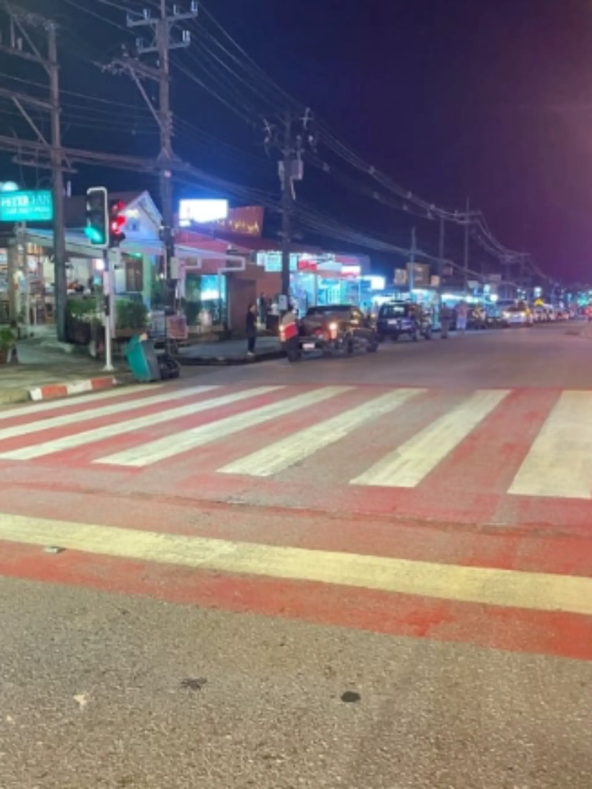 Bild zu: "Pick-up rast zwei deutsche Urlauber in Thailand tot"