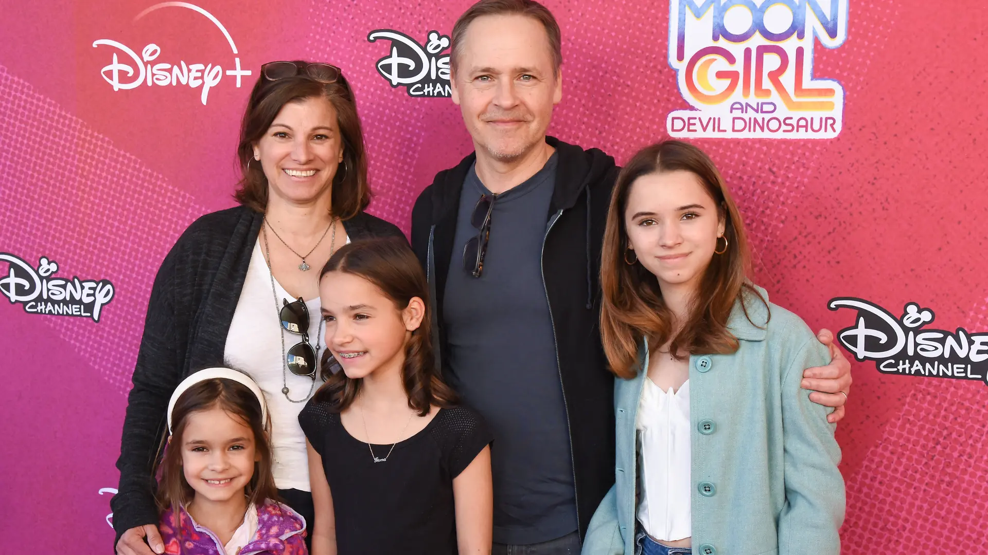 Gemeinsam haben Chad Lowe und Kim Painter drei Töchter: Mabel, Fiona und Nixie. 