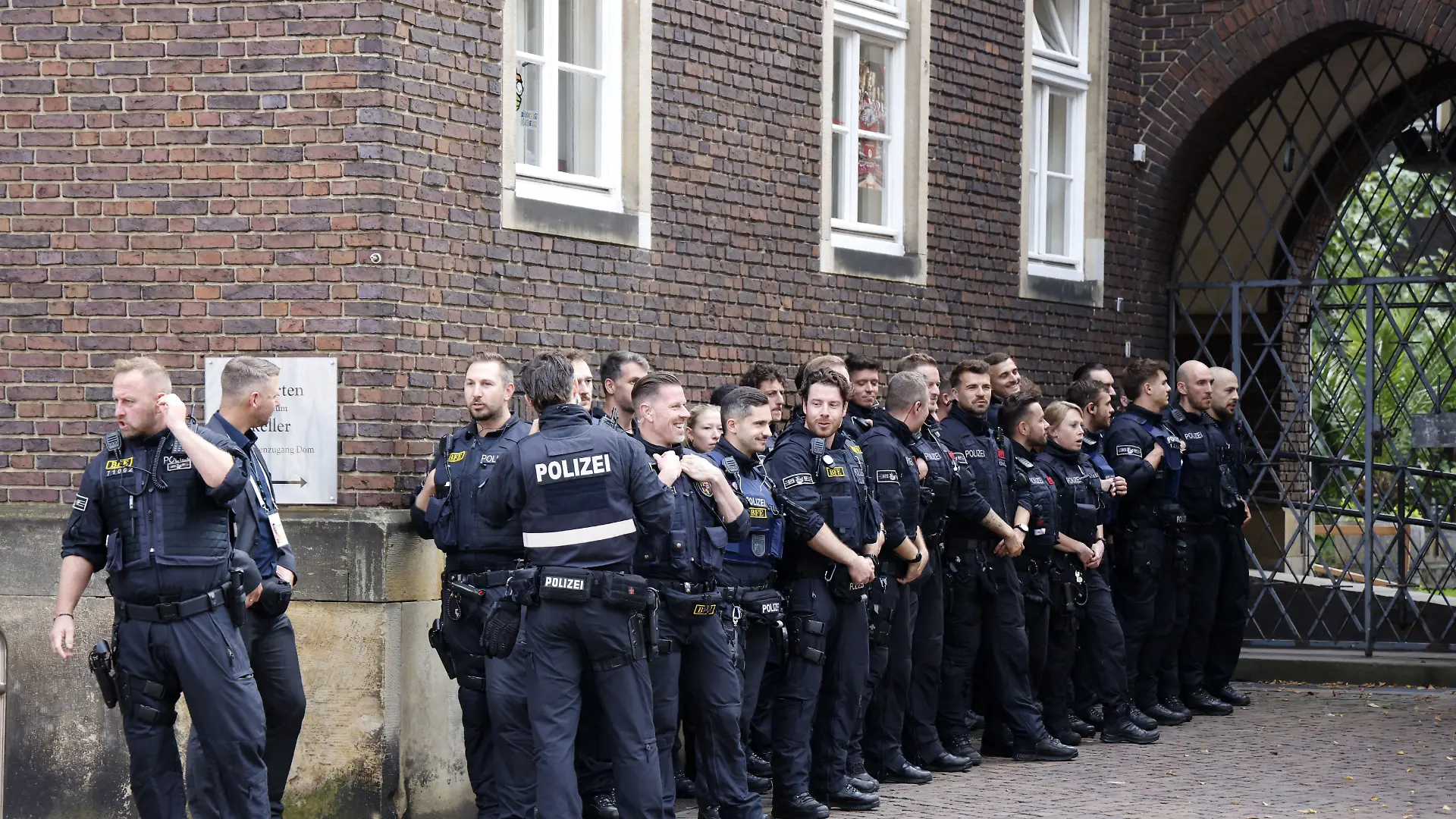 Die Polizei war rund um den Tag der deutschen Einheit im Dauereinsatz.