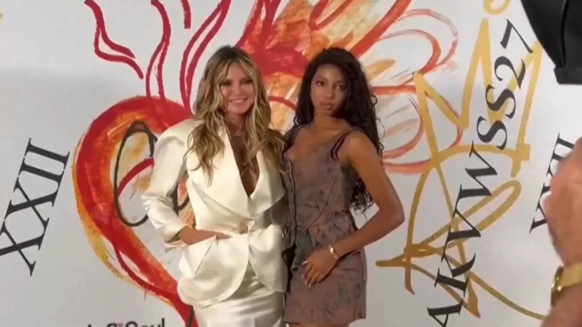 Zum 17. Geburtstag! Heidi Klum überrascht Tochter Lou mit DIESEM Geschenk Fashion-Week-Debüt mit Mama