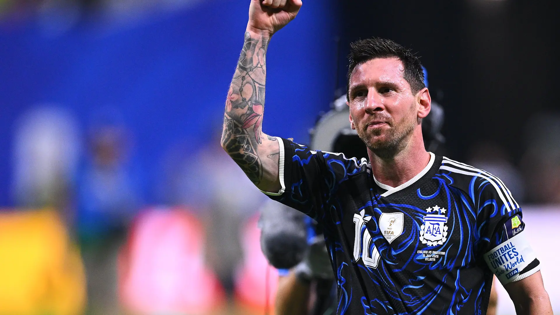 ARCHIV - 15.07.2026, USA, Atlanta: Fußball, Männer, WM 2026, England - Argentinien, Halbfinale, Atlanta-Stadion, Lionel Messi (Argentinien) feiert den Sieg. ACHTUNG: Gemäß den Auflagen der FIFA dürfen die Bilder ausschließlich zur redaktionellen Verwendung genutzt werden. Eine kommerzielle Nutzung ist ausgeschlossen. Zudem dürfen keine videoähnlichen Sequenzen erstellt werden, und es dürfen keine Veränderungen weder im Vordergrund noch im Hintergrund am Bild vorgenommen werden. (zu dpa: «Messis letzter Tango für Argentinien: «Wird unvergesslich»») Foto: Tom Weller/dpa +++ dpa-Bildfunk +++