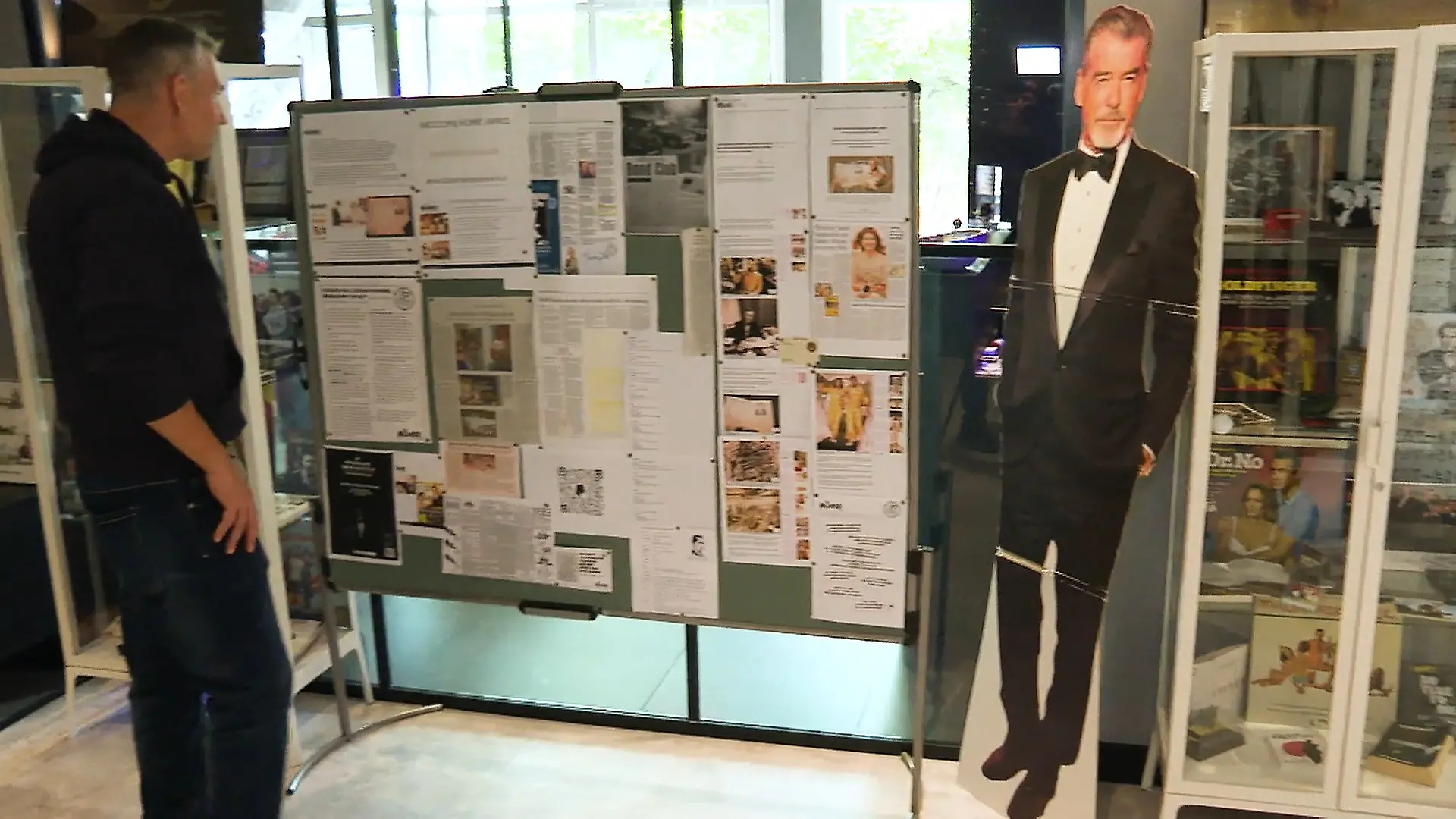 Geheimagent 007 stammt eigentlich aus dem Ruhrgebiet Ausstellung zum Welt-James-Bond-Tag in Bochum