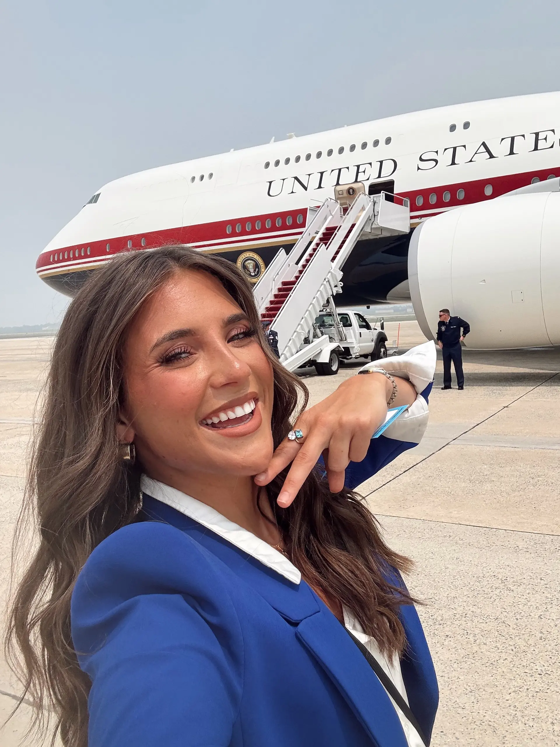 Bild zu: "Beni Rae Harmony ist die neue Sprecherin von Präsident Trump – und sorgt direkt für Wirbel"