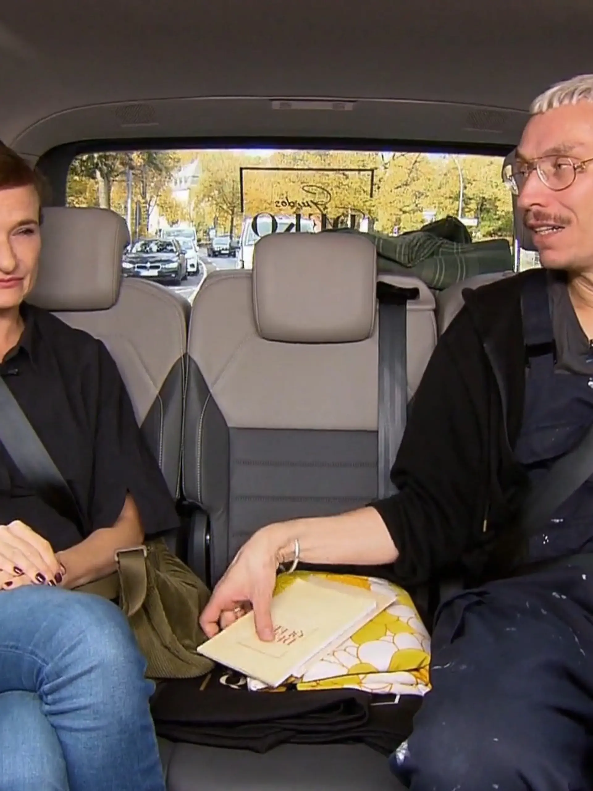 Bild zu: "Lena und Konrad starten die Retro-Shoppingtour"