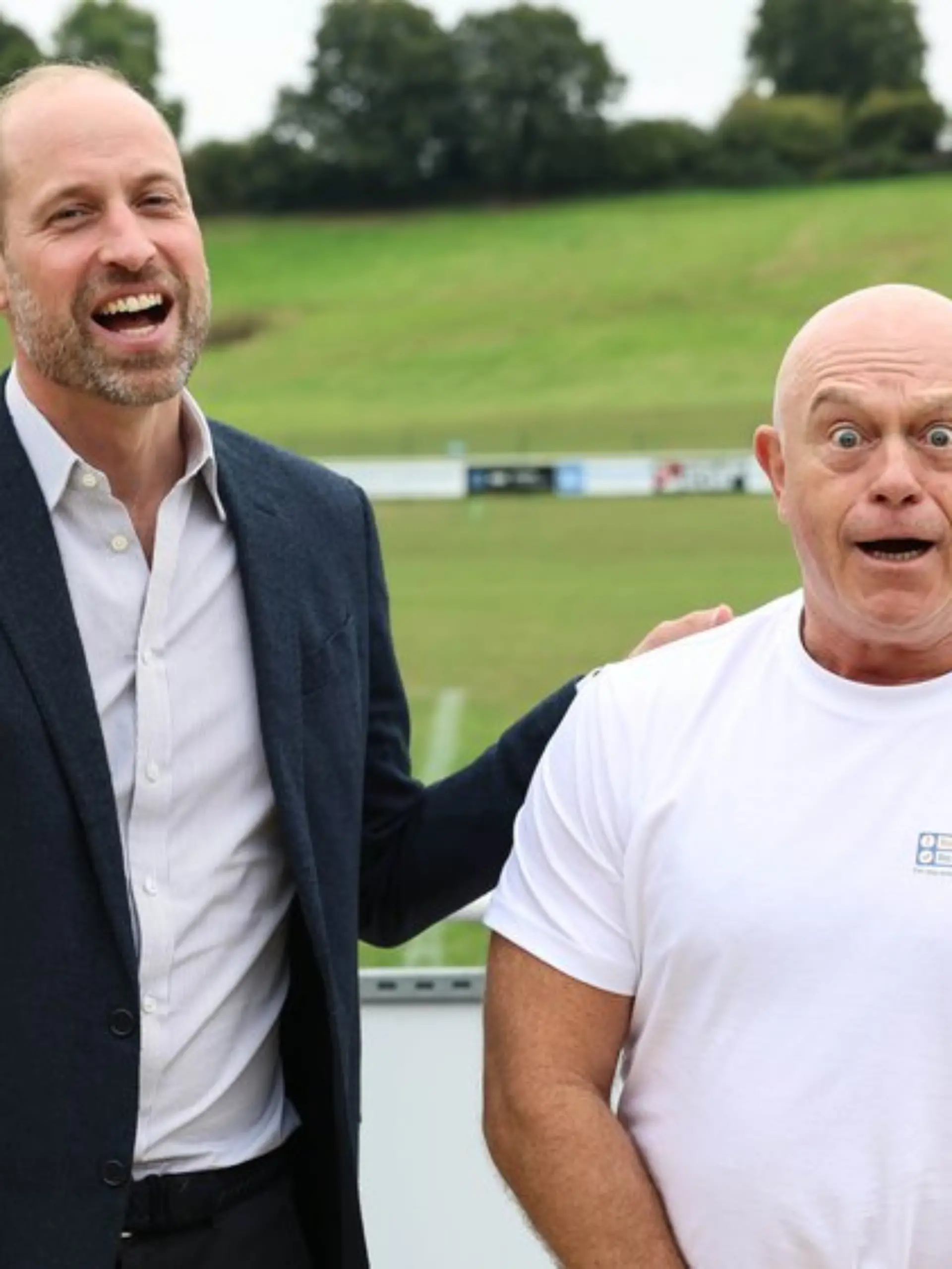Zum Start einer neuen Initiative zeigten sich Prinz William (l.) und der Schauspieler Ross Kemp am Dienstag bestens gelaunt.