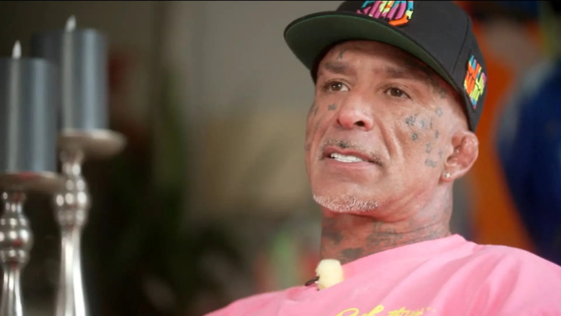 Hamburger Künstler Tomyboy wird durch Chris Brown weltweit bekannt Tomyboy veredelt Autos und Luxusuhren