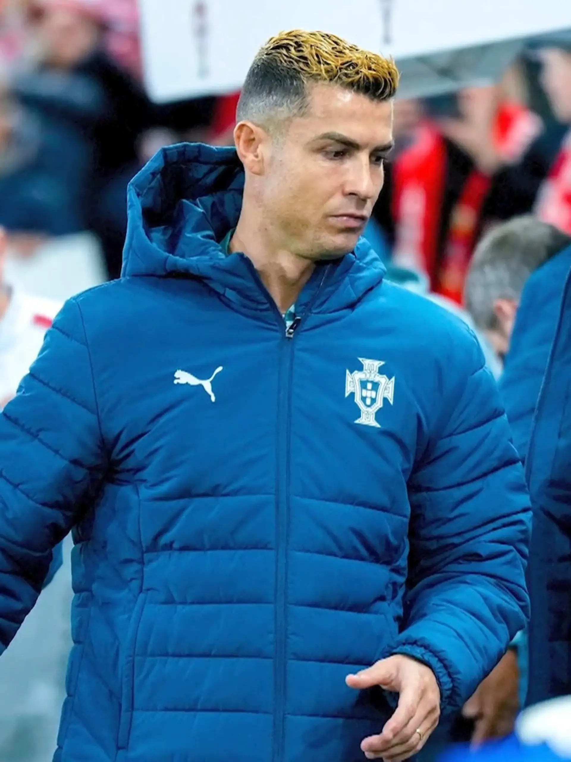 Bild zu: "Jetzt erzählt er SEINE Wahrheit: Ronaldo zwischen Vorwürfen und Entschuldigungen"