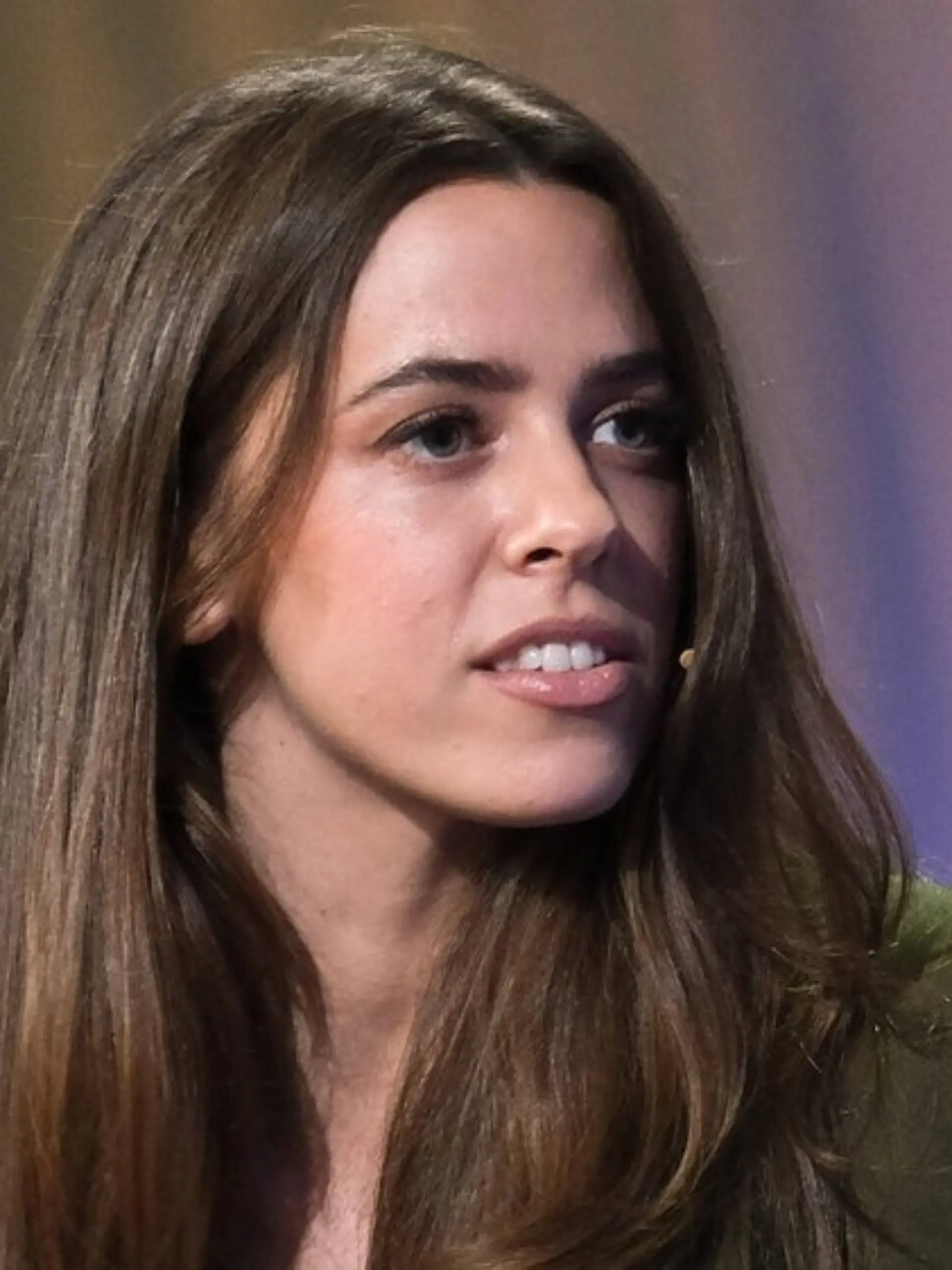 Mitten in ihrer laufenden Tour erlebt Vanessa Mai einen Schock: In Berlin brachen Diebe ihr Auto auf und nahmen alles mit.