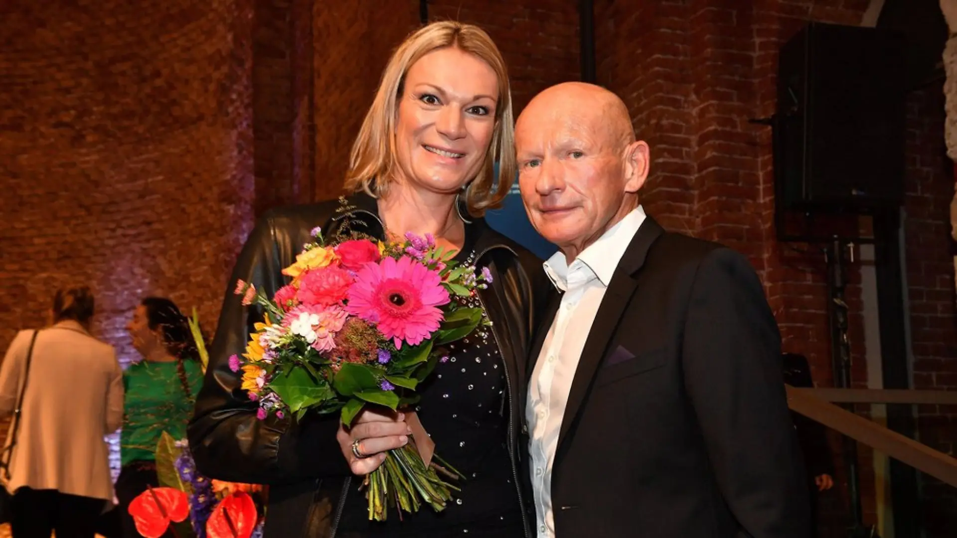Maria Riesch und ihr Partner Johann Schrempf am Dienstag in München.
