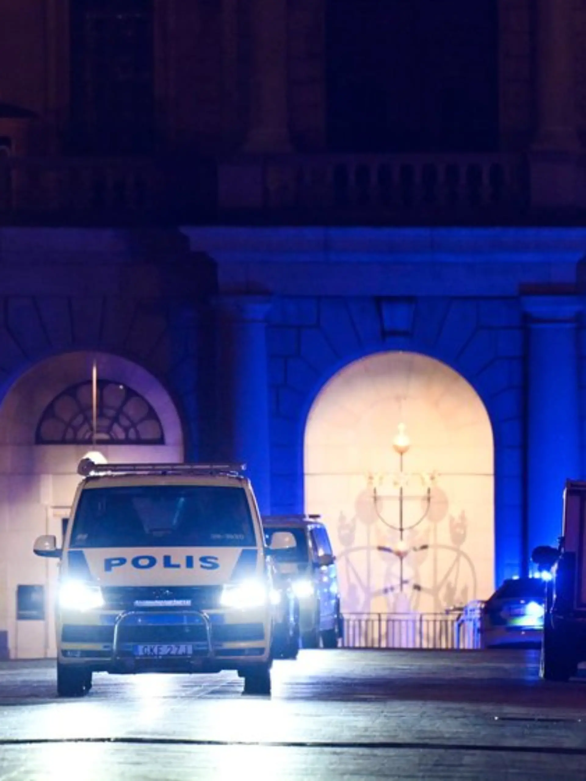 Vor dem Königsschloss in Stockholm ereignete sich am Dienstagabend ein Polizeieinsatz.