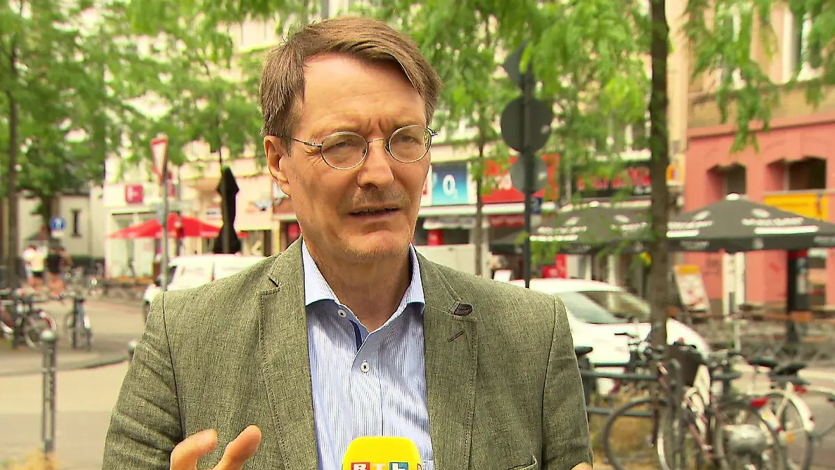 SPD-Gesundheitspolitiker Karl Lauterbach im RTL-Interview.
