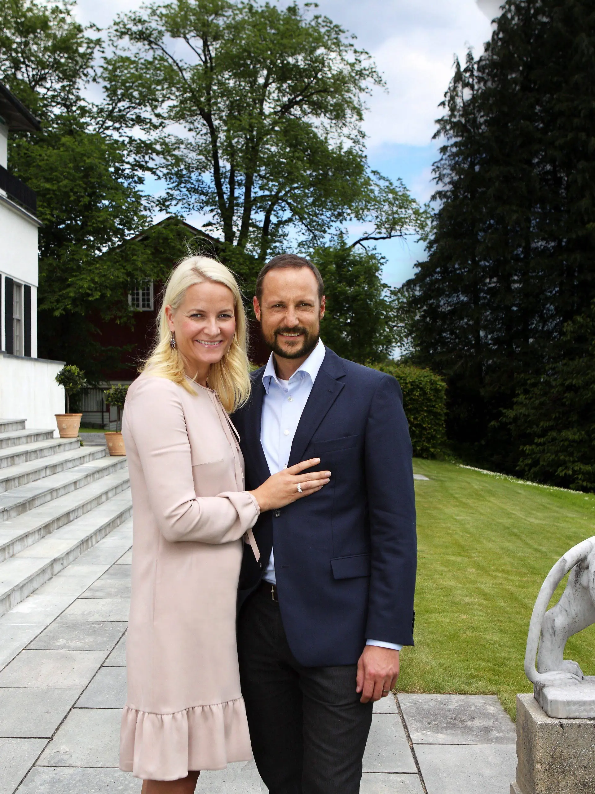 Bild zu: "Ein Blick durchs Schlüsselloch! So wohnen Haakon und Mette-Marit auf Skaugum"