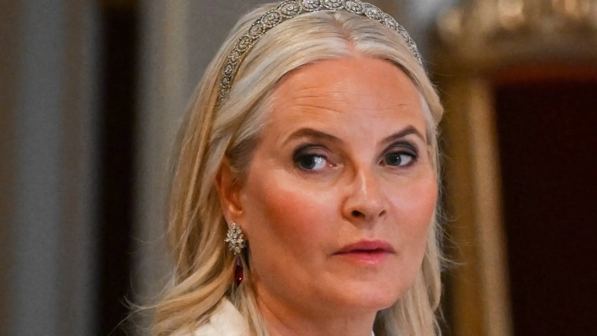 Norwegens Königin Mette-Marit konzentriert sich auf ihre Rehabilitation.