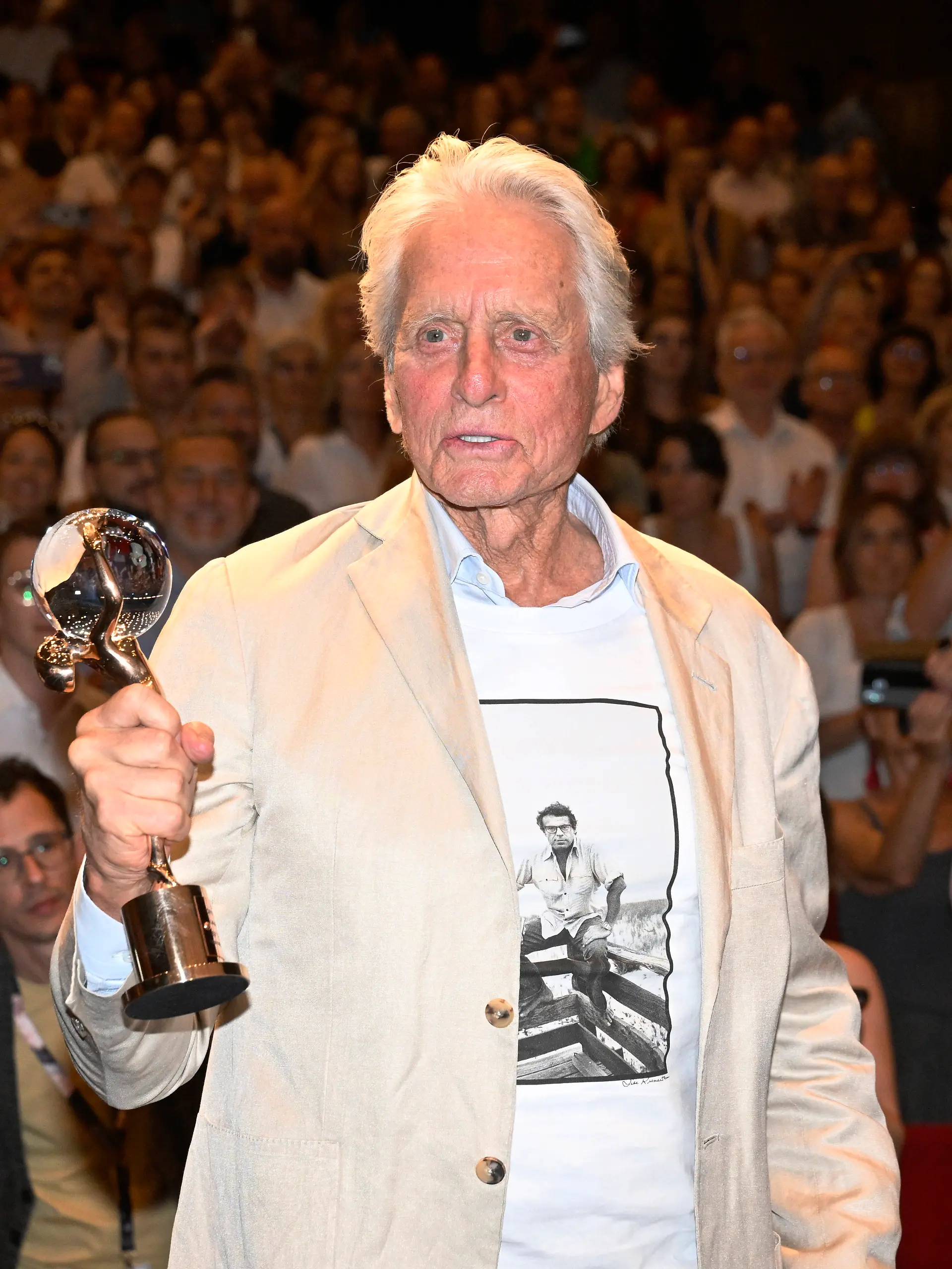 American actor Michael Douglas presents restored version of Milos Forman s One Flew Over the Cuckoo s Nest in Grand Hall of Thermal Hotel during the Karlovy Vary International Film Festival in Karlovy Vary, Czech Republic, July 5, 2025. Douglas received special prize instead of original from year 1998 award for their outstanding artistic contribution to world cinema. CTKxPhoto/KaterinaxSulova CTKPhotoP2025070503428 PUBLICATIONxNOTxINxCZExSVK CTKPhotoP2025070503428