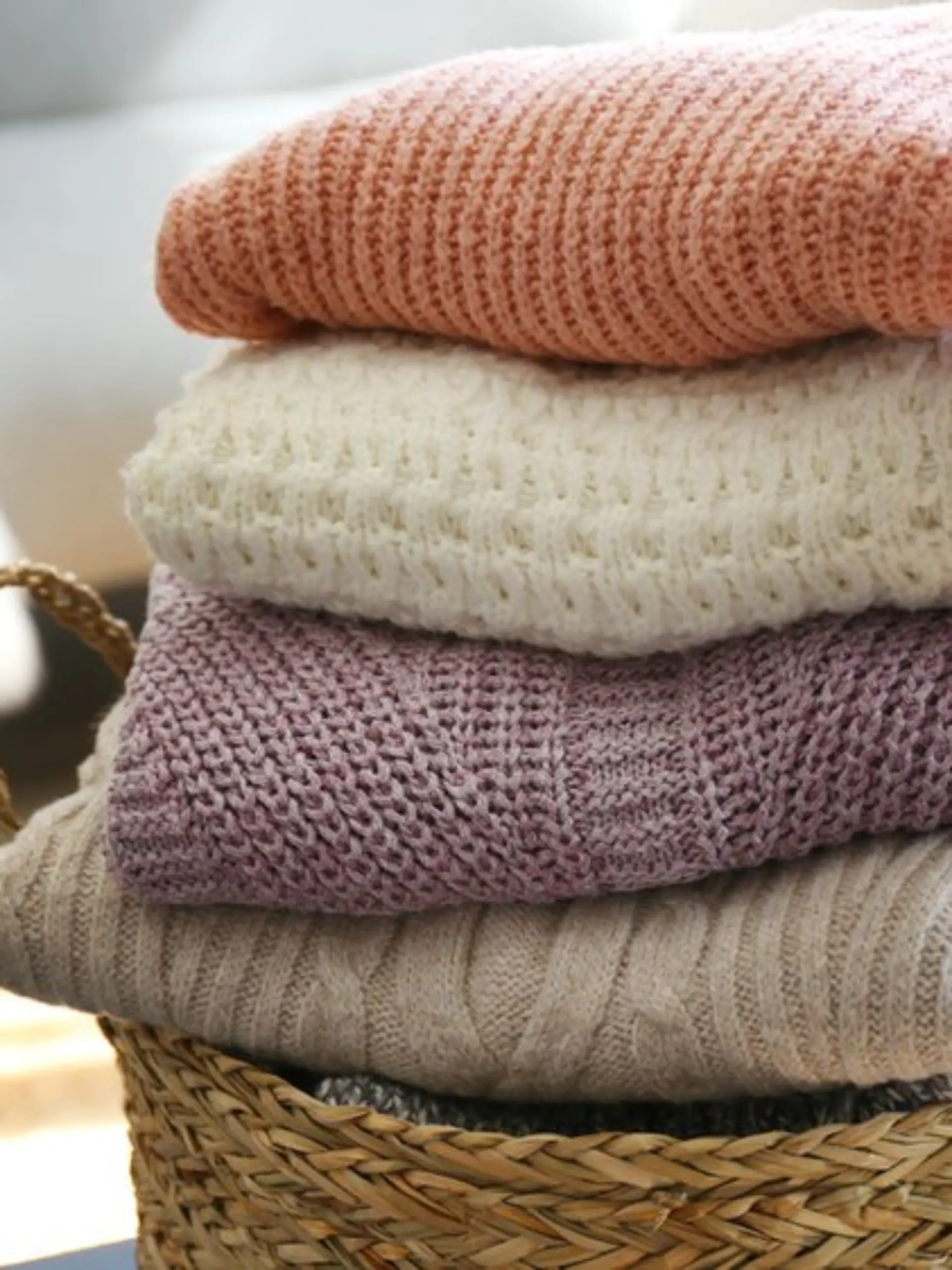 Mit guter Pflege können Wollpullover jahrelang halten.