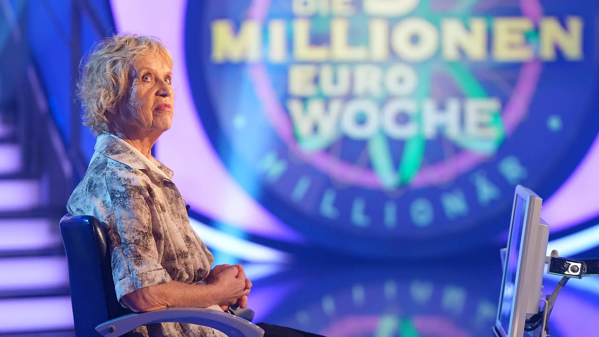 Die falsche Antwort ihres Jokers kostet Gabriele Schmickl bei Günther Jauch ganz viel Geld