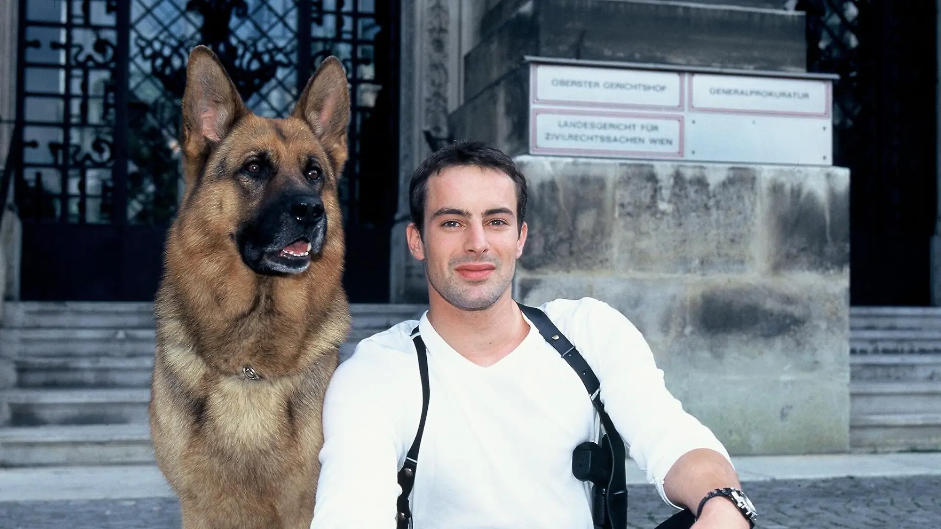 „Kommissar Rex”-Star Gedeon Burkhard 1995.