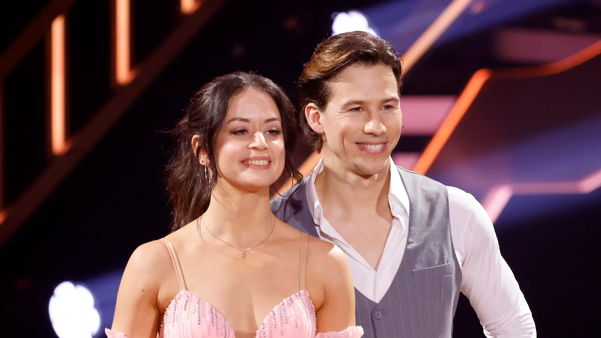 Malika Dzumaev und Joel Mattli landen auf dem dritten Platz im Finale der 19. Staffel der RTL-Tanzshow „Lets Dance”