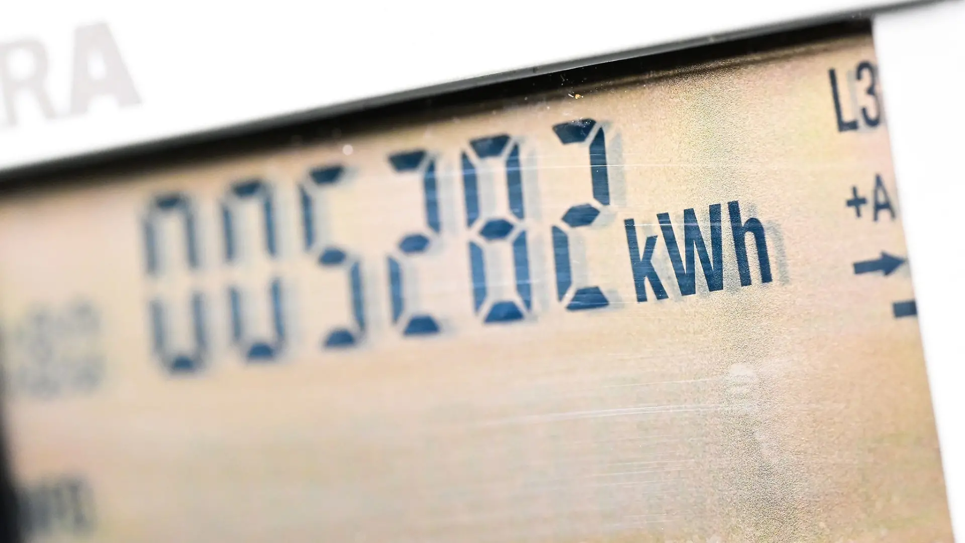 Hat die Wärmepumpe einen eigenen Stromzähler? Dann können Endkunden unter Umständen von einem günstigeren Wärmestrom-Tarif profitieren.