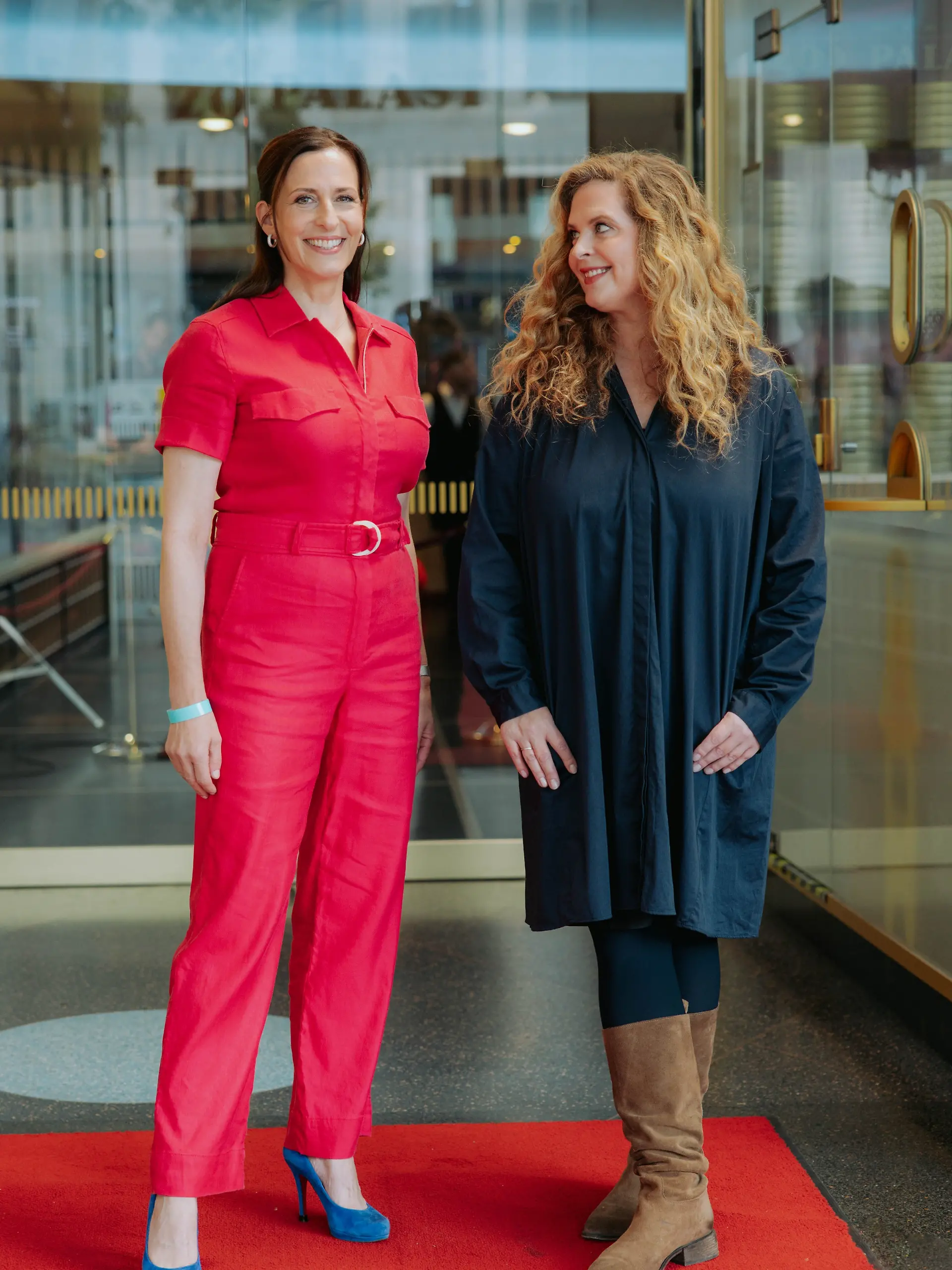 Ulrike Frank (l.), Diana Amft 